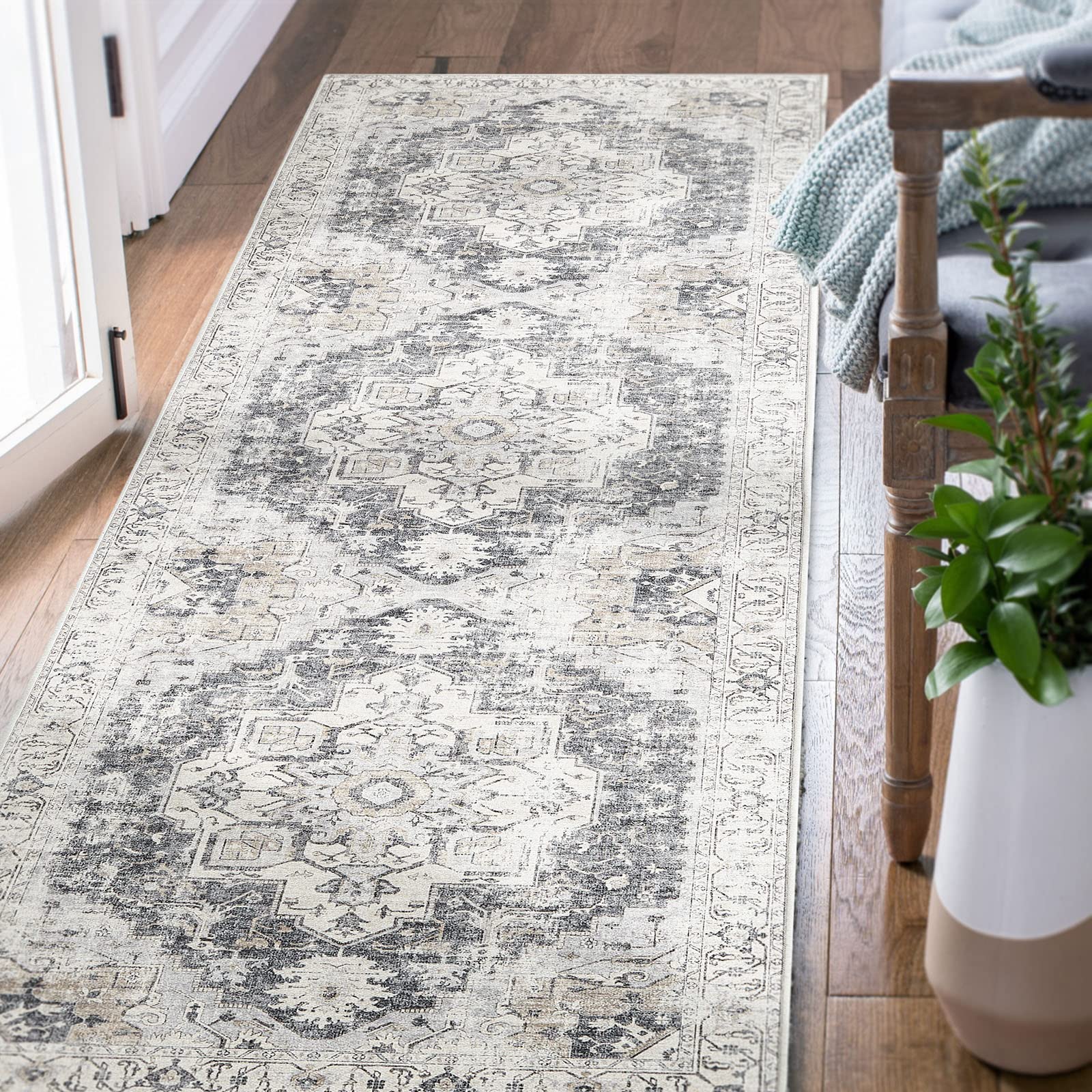 jinchan Runner Rug 2x5 Hallway Rug Kitchen Washable Runner Rug Vintage Rug Retro Print Low Pile Thin Rug Non-Slip Accent Rug Dis