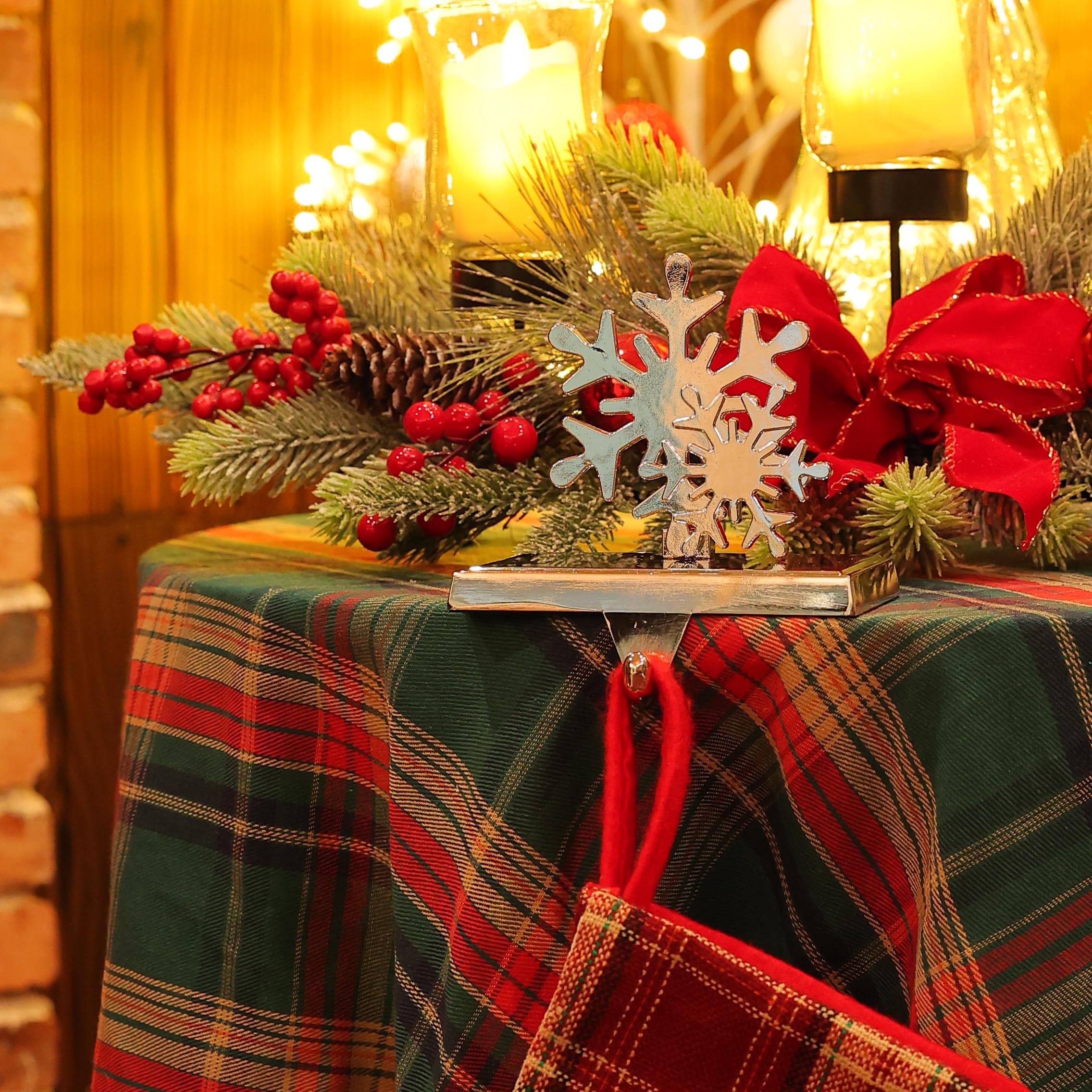 Amooca Christmas Stocking Holders Non-Slip Metal Hooks Fireplace Mantle Stocking Hanger for Christmas Party Decorations (Snowfla