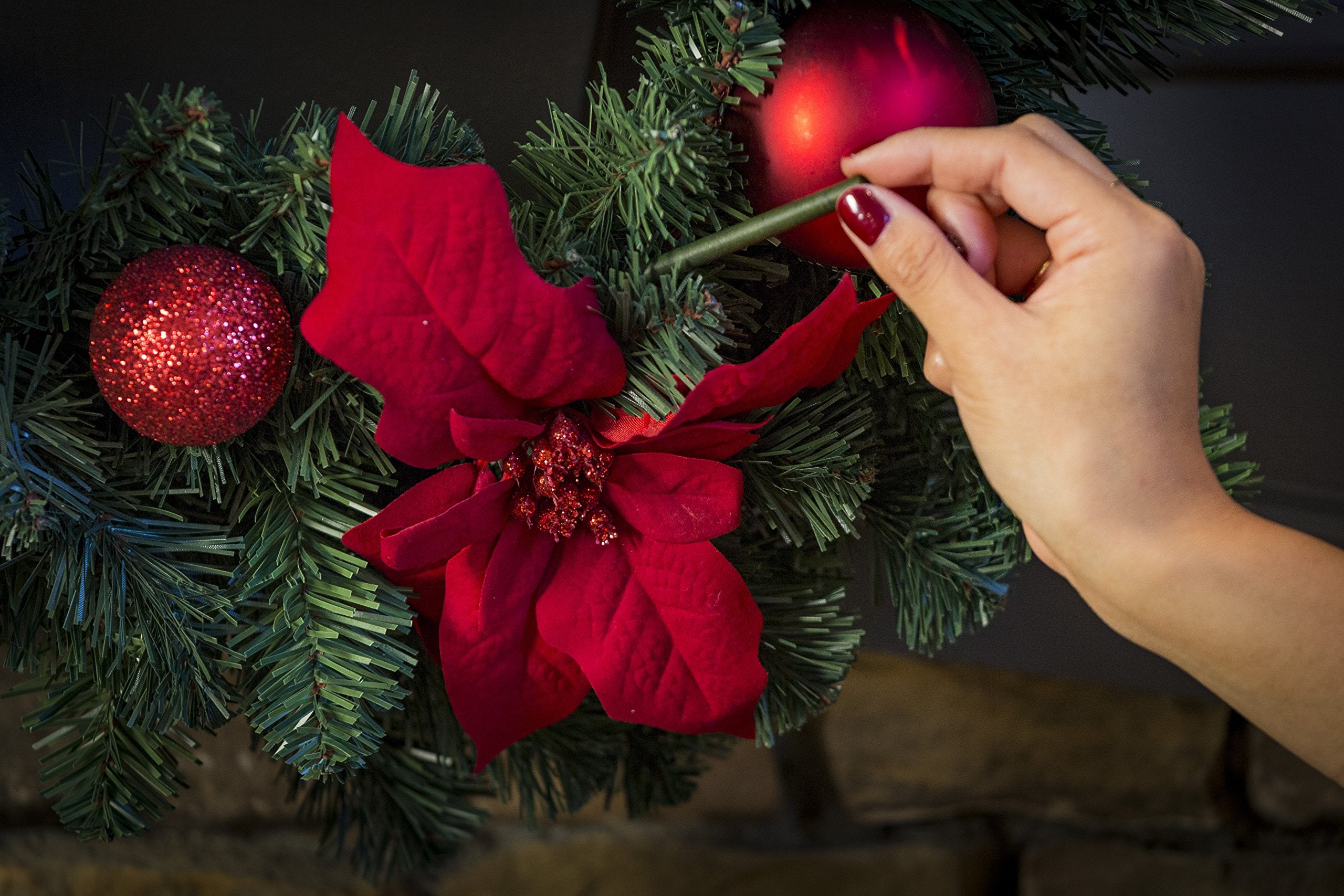 Scentsicles Spiced Pine Cones Scented Christmas Ornaments with Hooks - 3 Bottles (18 Sticks Total)