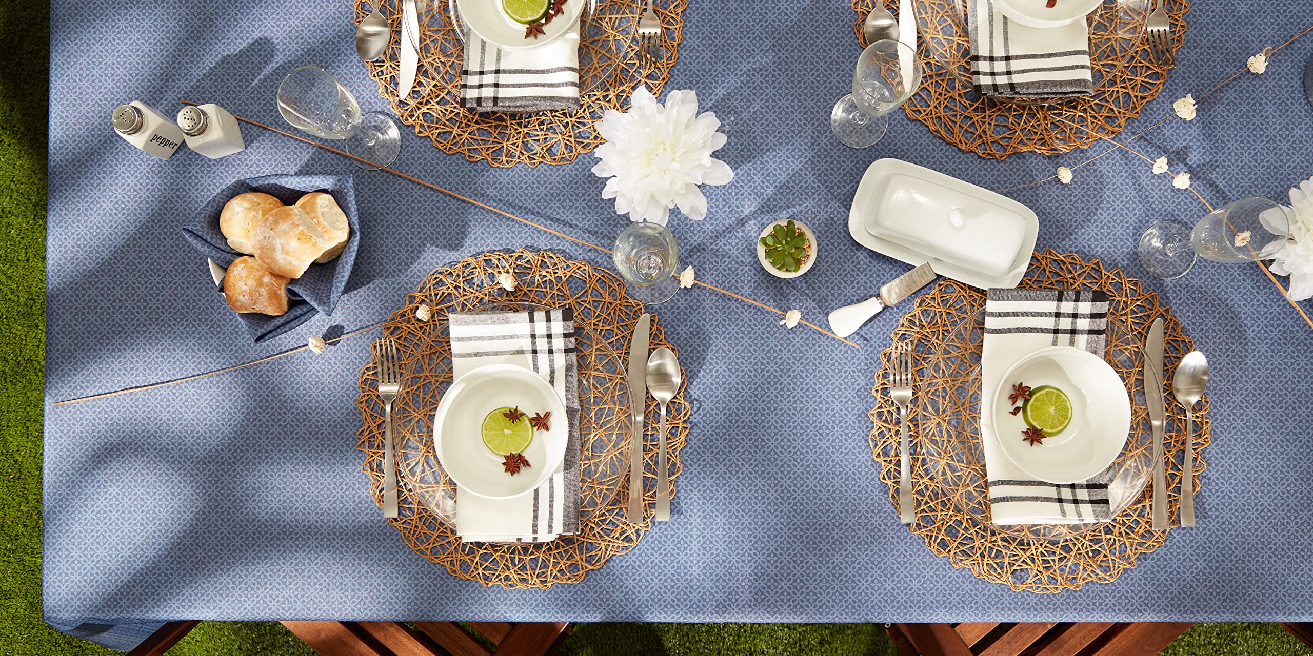 DII French Blue Tonal Lattice Print Outdoor Tablecloth With Zipper