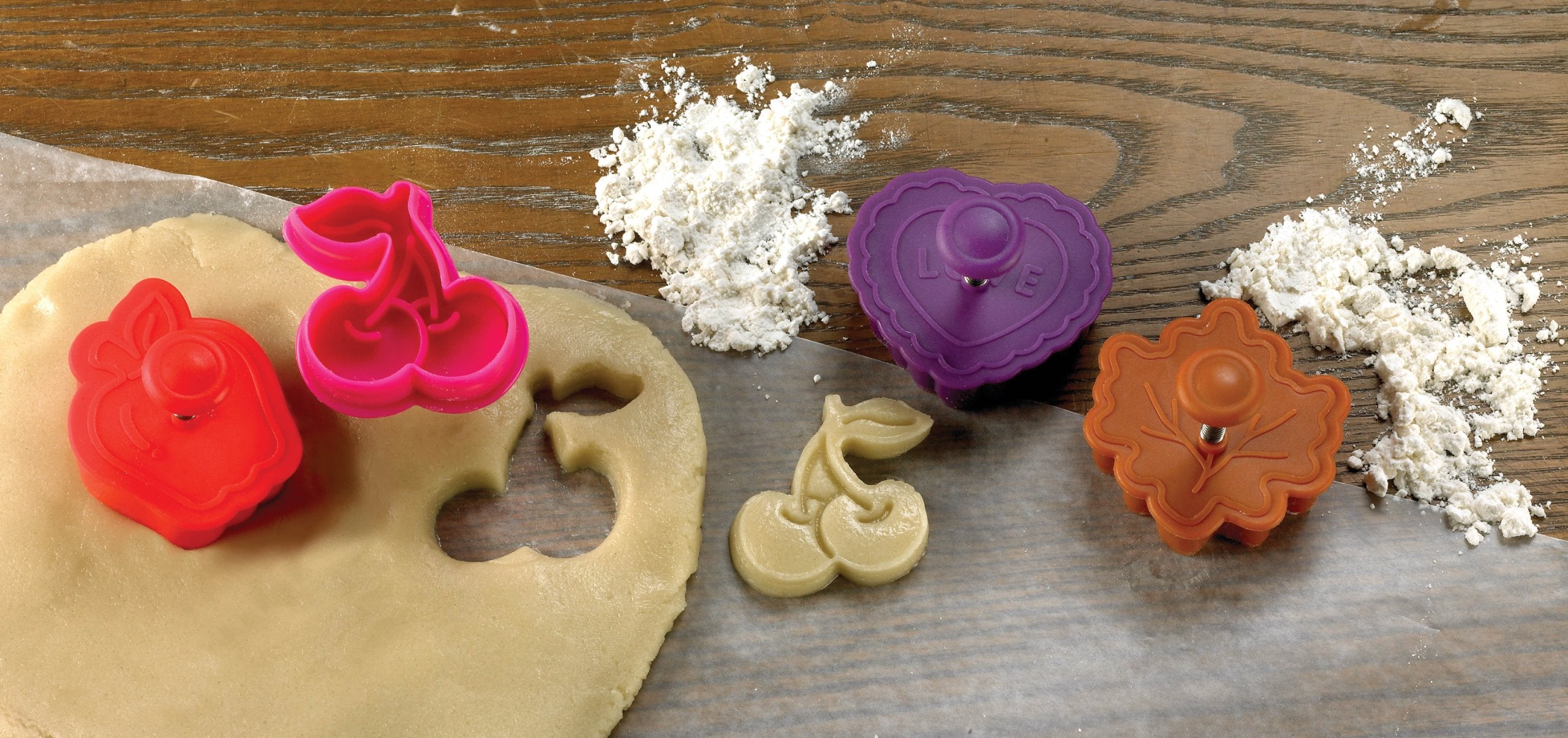 Mrs. Andersons Baking Pie Crust Cookie Cutters, Bpa Free, Set Of 4