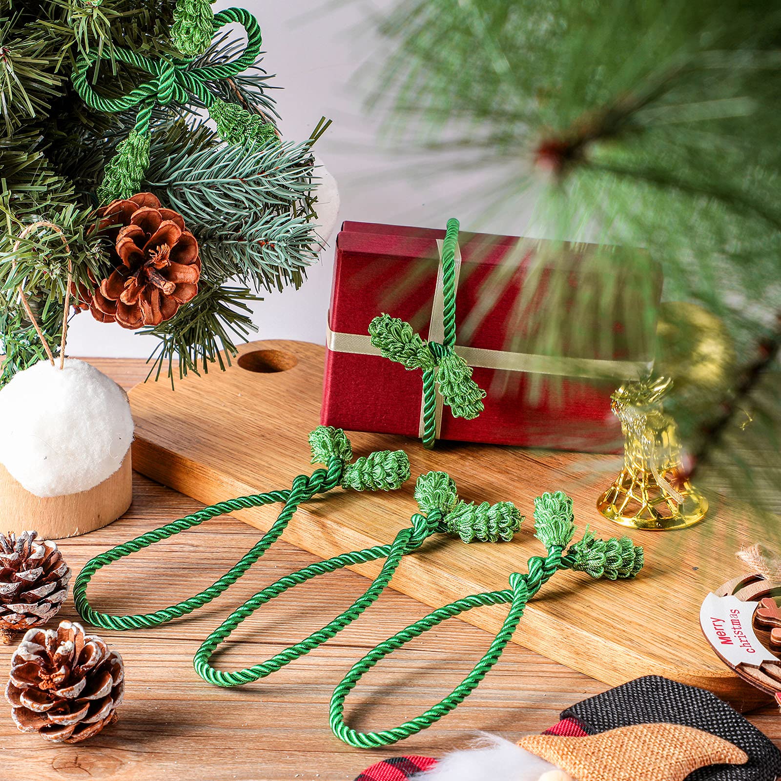 Shappy 24 Pieces Christmas Garland Ties for Banister Christmas Decorative Reusable Flexible Twist Ties for Garland Staircase Hom