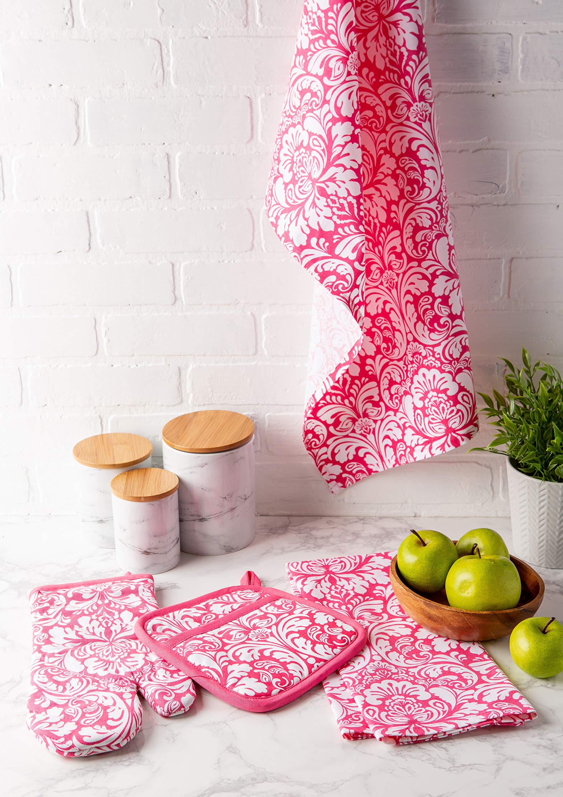 Dii Quilted Kitchen Oven Mitt & Potholder Set, Hanging Loop For Convenient Storage, Om 6.5X12/Ph 8X8.5, Pink Damask Print, 2 Pie