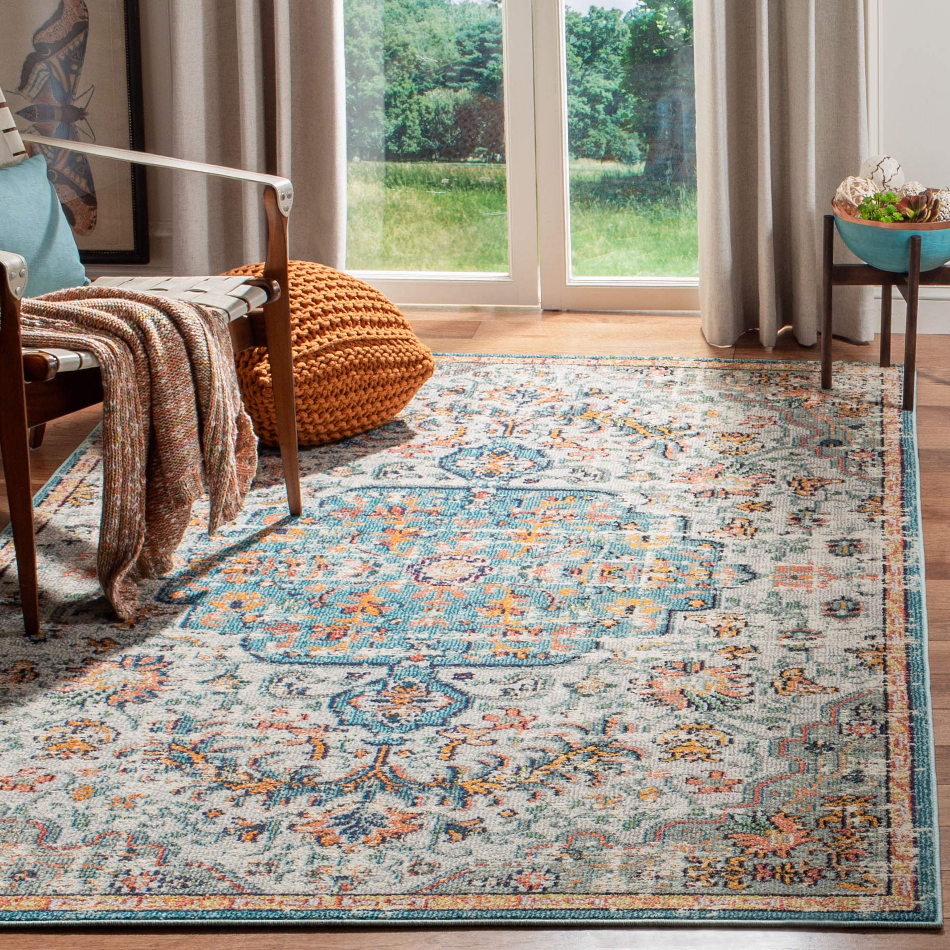 SAFAVIEH Madison Collection Area Rug - 53 x 76, Grey & Light Blue, Boho Chic Medallion Distressed Design, Non-Shedding & Easy 