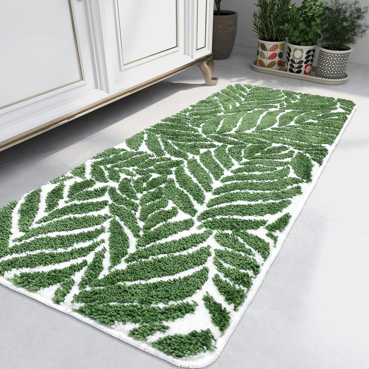 Homantic Bathroom Runner Rug- Super Soft Long Bath Mat, Non Slip Bathroom Rug Runner, Long Bathroom Rug Runner, Cute Bath Runner