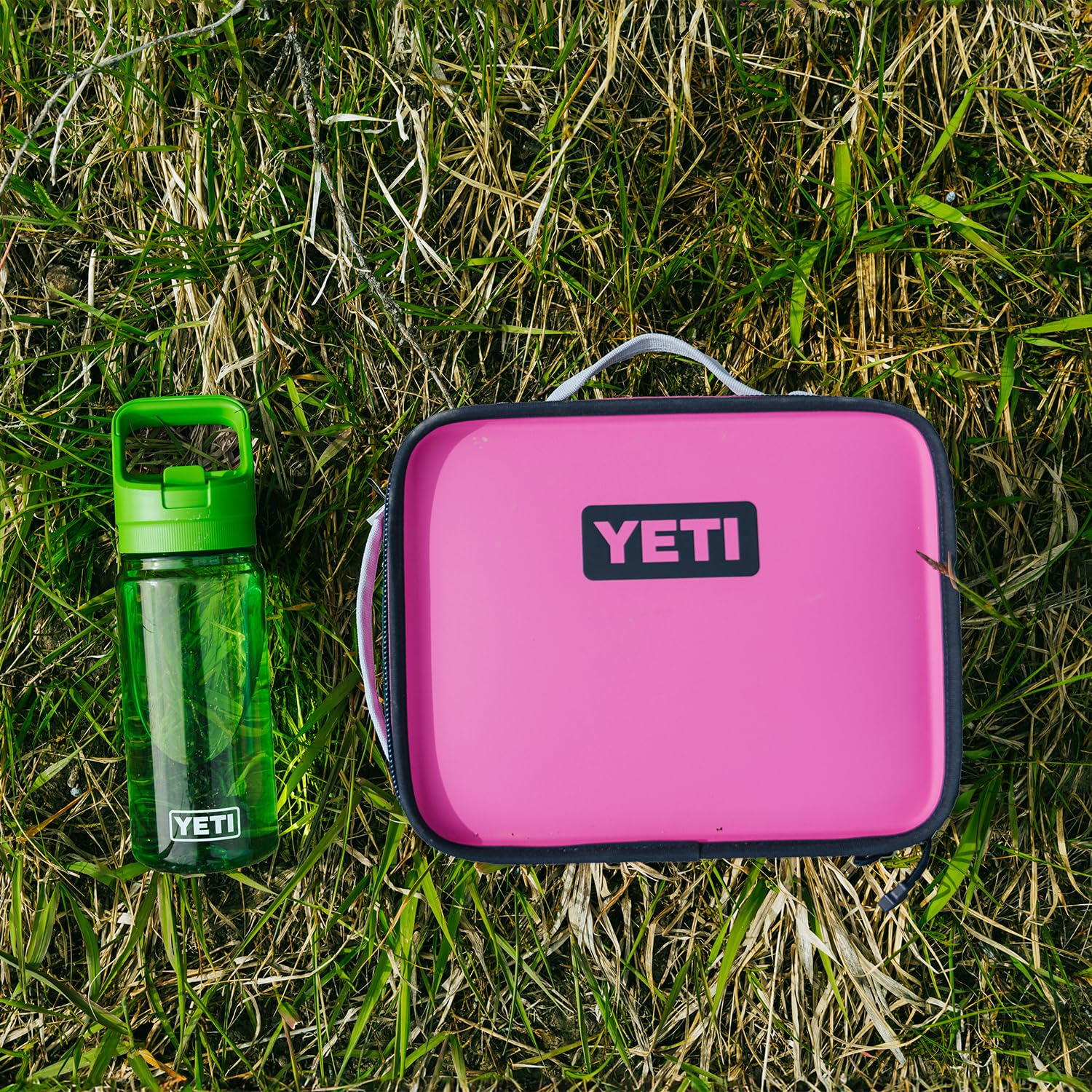 Yeti Daytrip Lunch Box, Wildflower Fuchsia/Navy