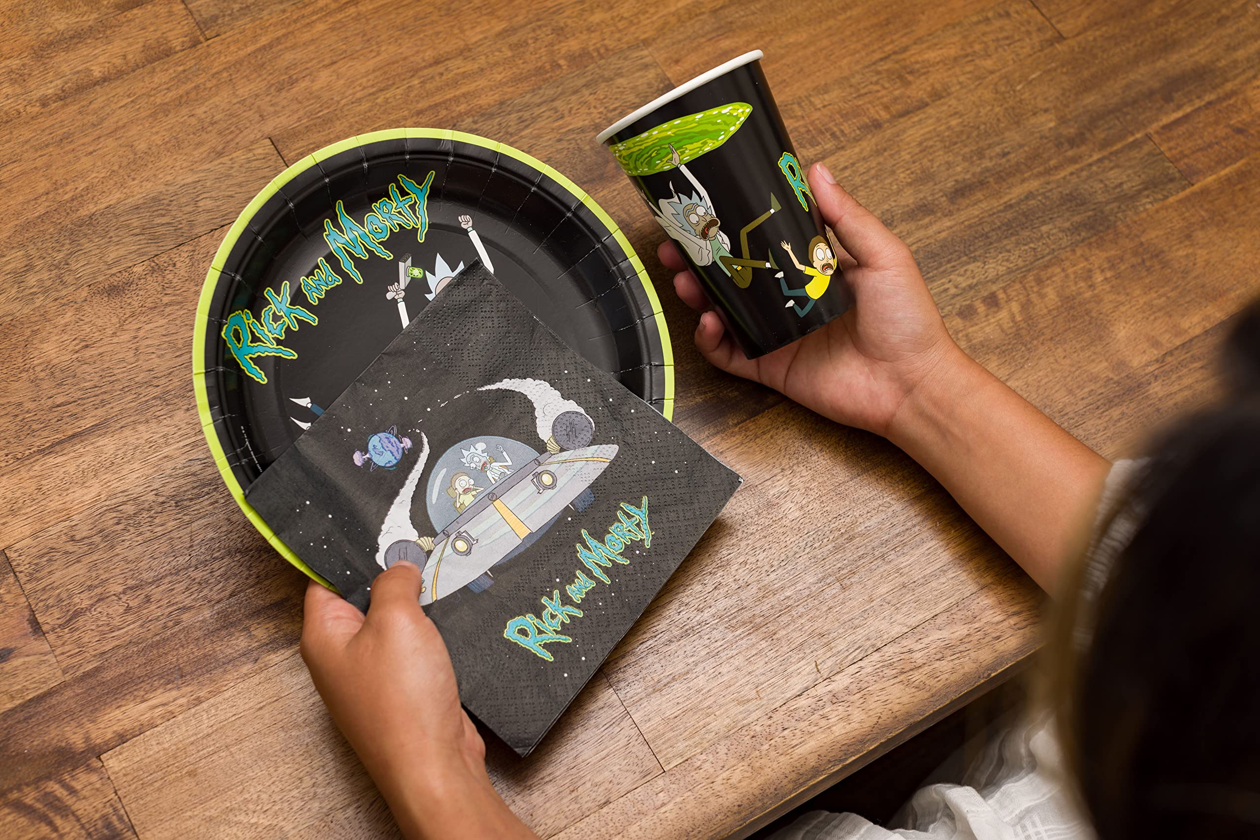 Silver Buffalo Rick And Morty In The Portal 60 Pack Partyware Disposable Paper Plates, Napkins, And Cups