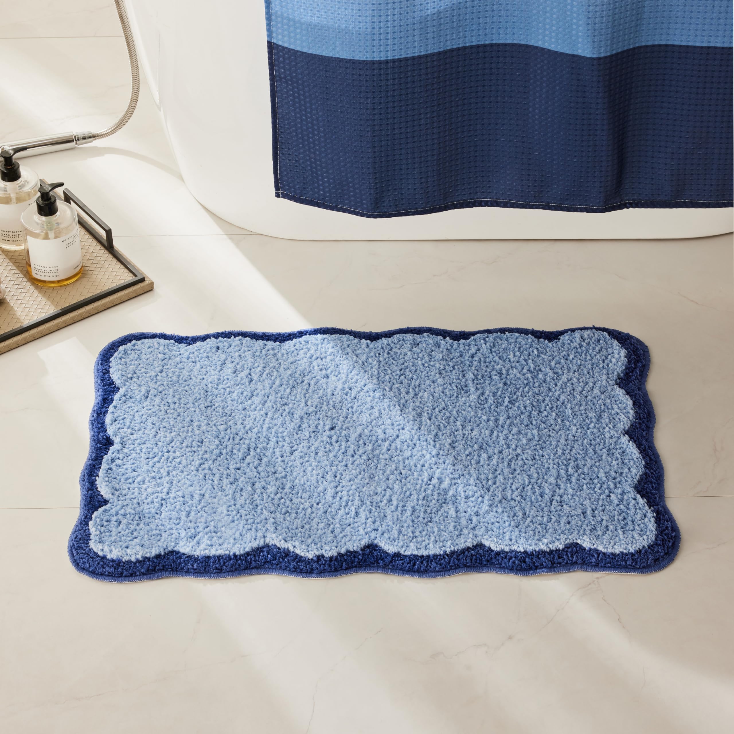Ohocut Luxury Microfiber Bathroom Rugs, Navy Scalloped Piping Blue Bath Rug Cute Aesthetic Coastal Nautical Bath Mat For Bathroo