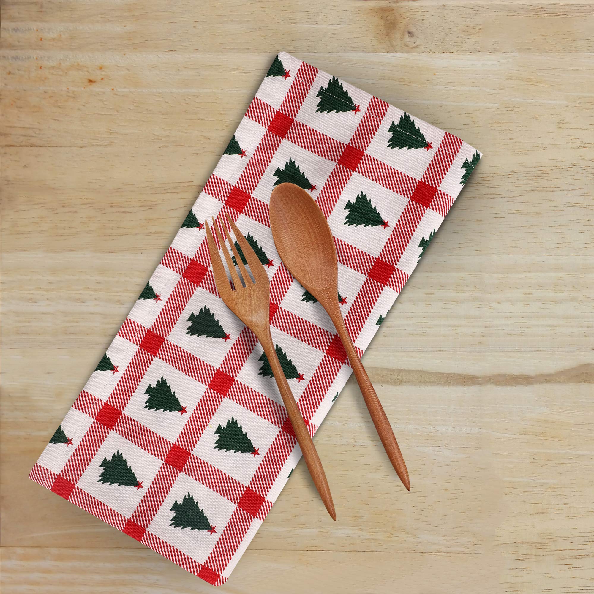 Urban Villa Christmas Dinner Napkins Christmas Tree Print Cloth Napkins Set Of 12 Red/Green/White Color Dinner Napkins 20X20 Inc