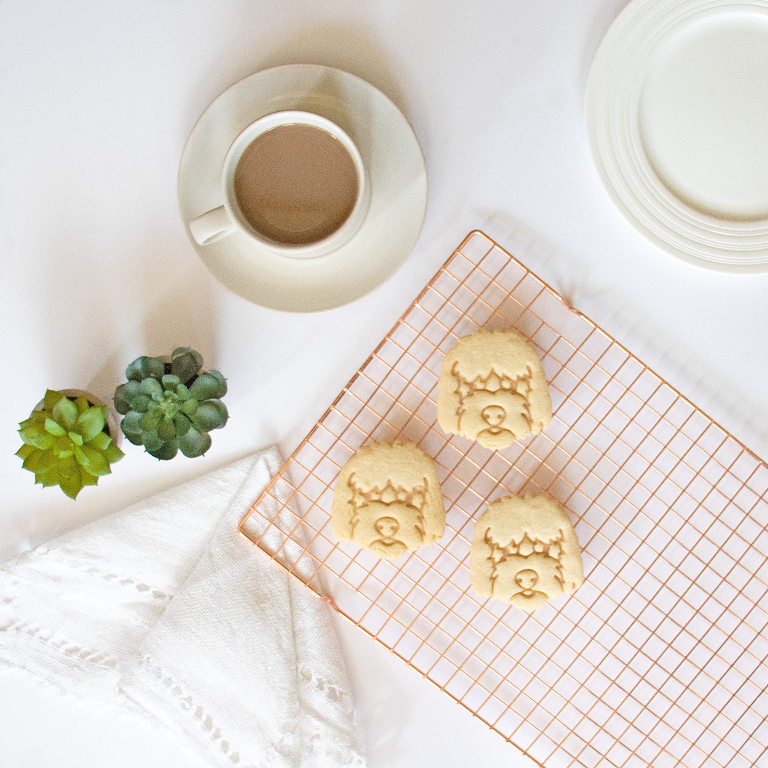 Goldendoodle Face Cookie Cutter, 1 Piece - Bakerlogy