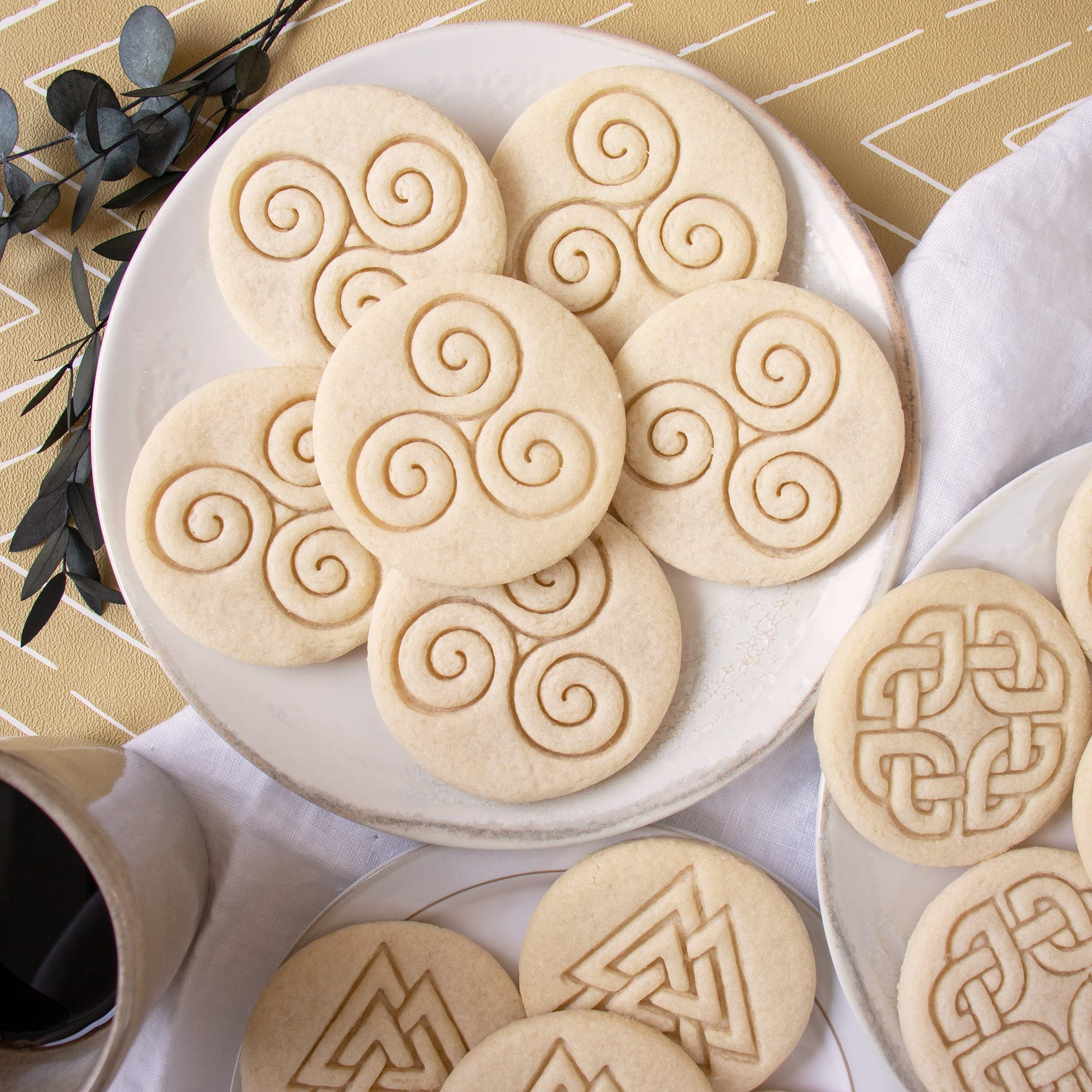 Nordic Runes - Triskelion Cookie Cutter, 1 Piece - Bakerlogy