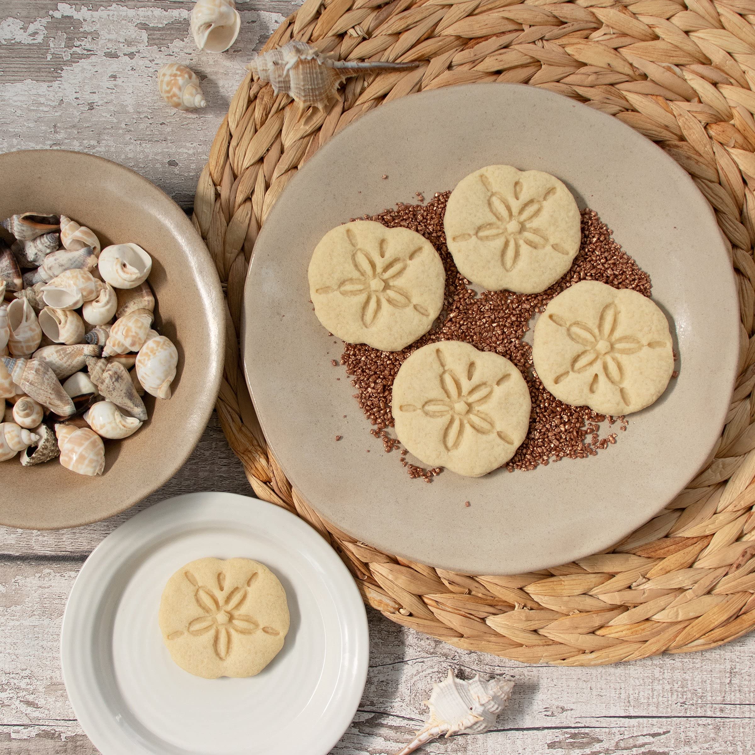 Sand Dollar Cookie Cutter, 1 Piece - Bakerlogy