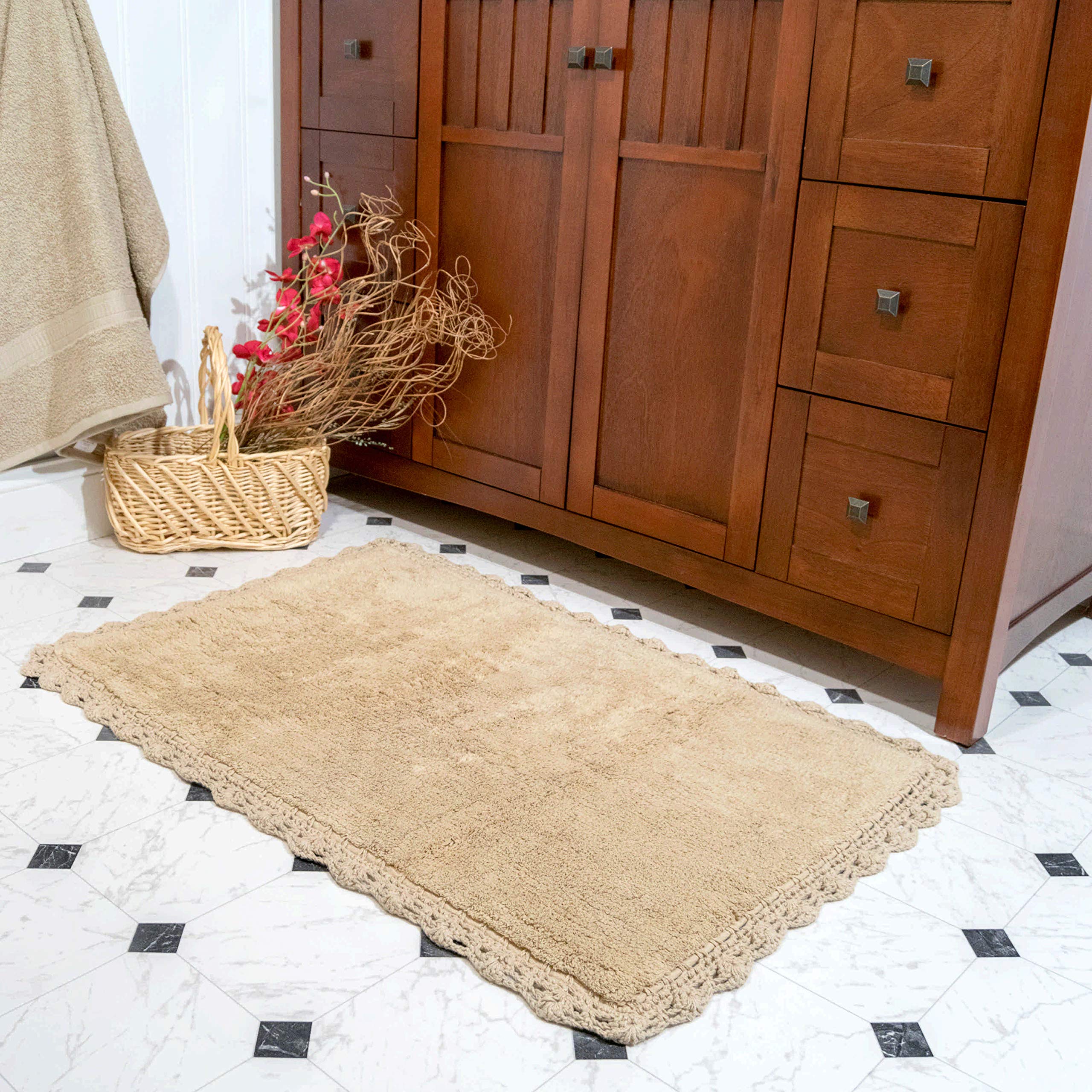 Chesapeake Merchandising Crochet 2-Piece Bath Rug Set, 21'' X 34'' & 17'' X 24'', Linen