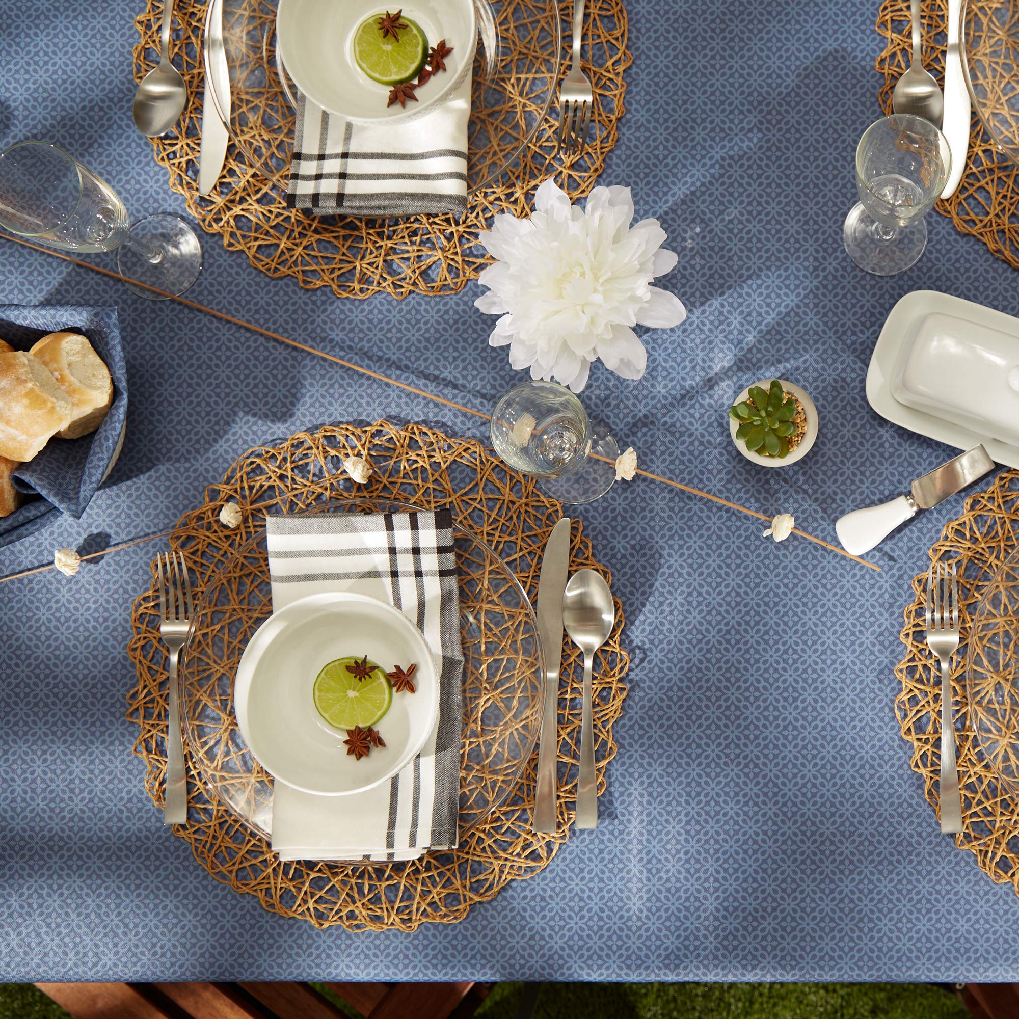 DII French Blue Tonal Lattice Print Outdoor Tablecloth With Zipper