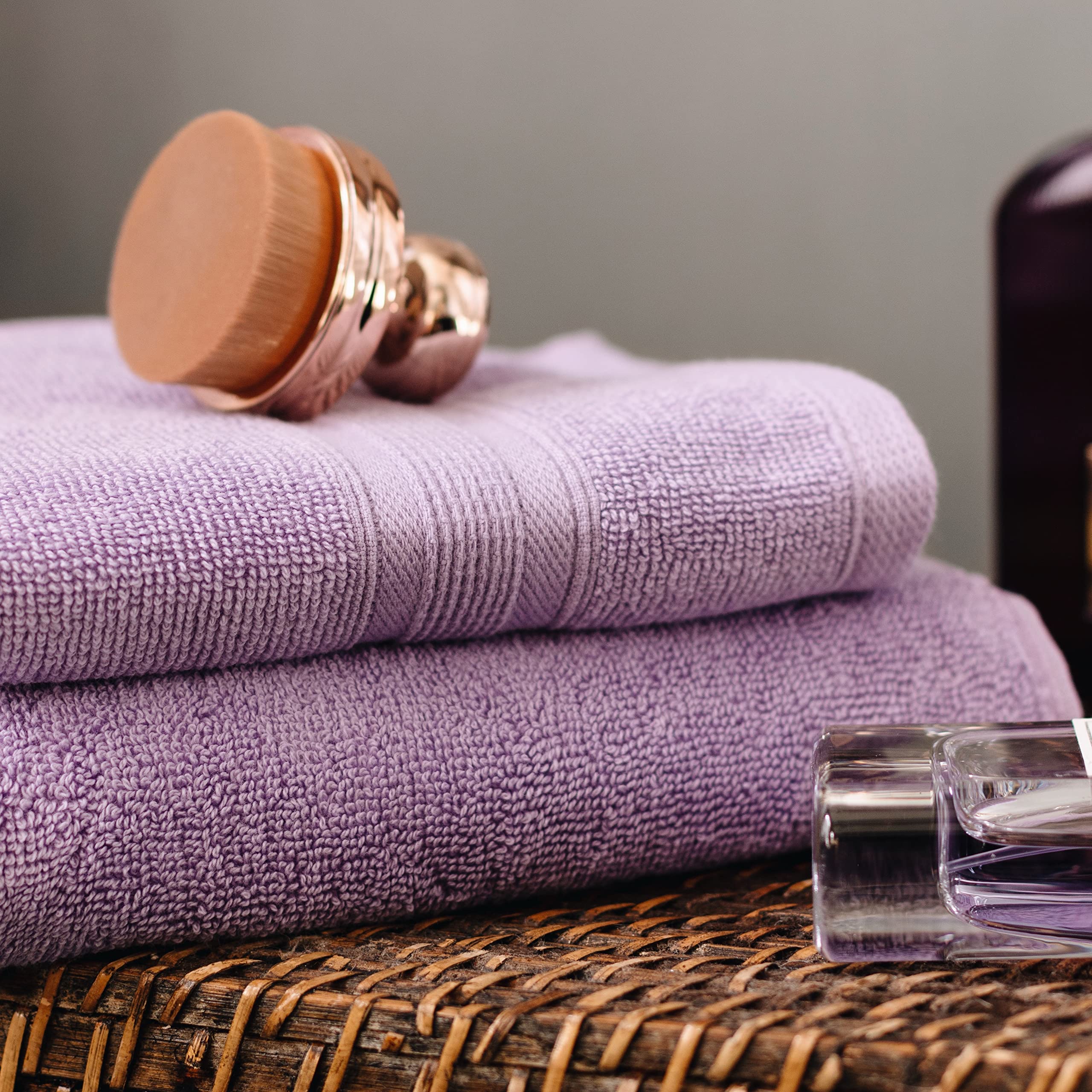 Luzia 8 Piece Bathroom Towel Set - 100% Turkish Cotton, Premium Quality - 2 Bath Towels 2 Hand Towels And 4 Washcloths (Lavender