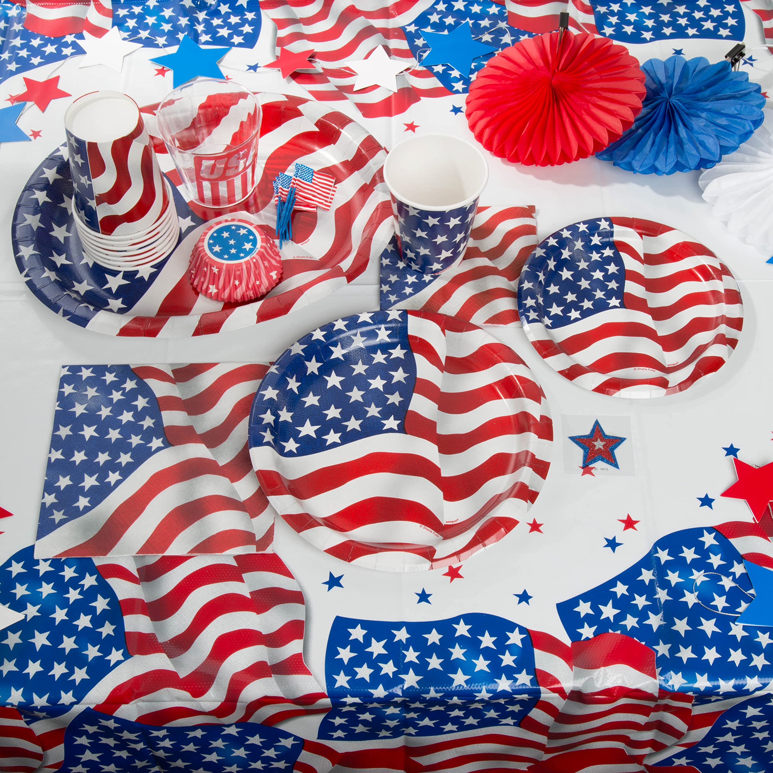 Usa Flag Round Dessert Plates - 7'' (8 Count) - Premium Quality Paper, Eco-Friendly & Durable, Patriotic Design - Perfect For Ju