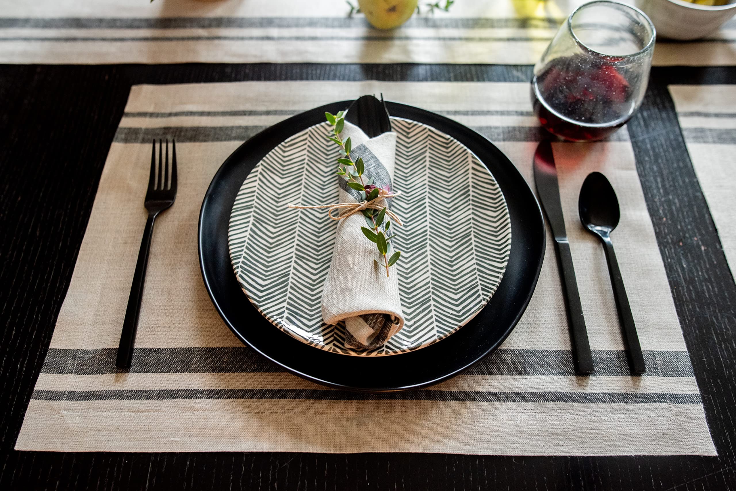 Solino Home French Linen Placemats Set Of 4 - 100% Pure Linen Summer Navy And White Placemats 14 X 19 Inch - Machine Washable St