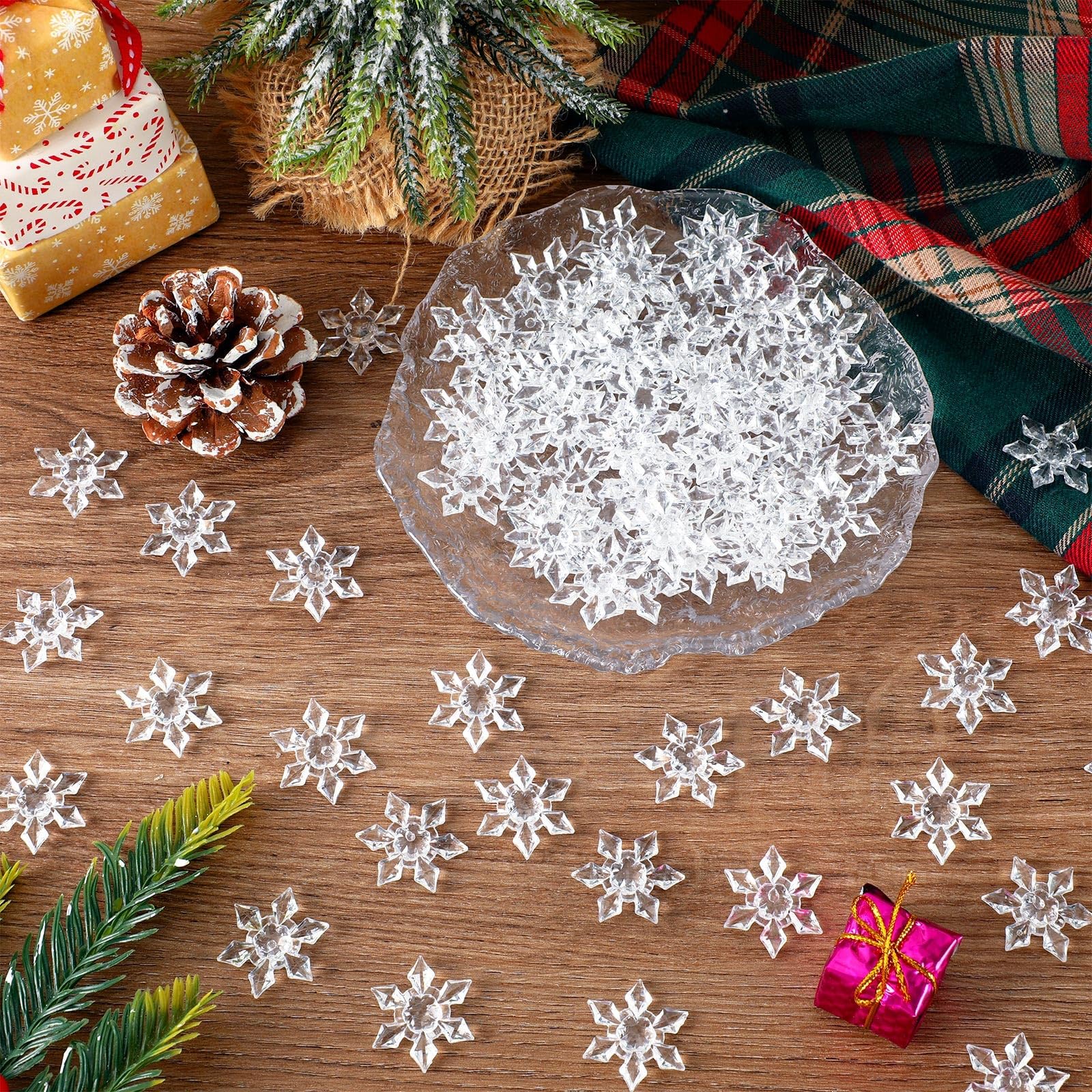 BOARDFEB 240Pcs Winter Acrylic Snowflake Ornaments, 3D Translucent Snowflake Crystals Gems Christmas Xmas Pendant Beads DIY Craf
