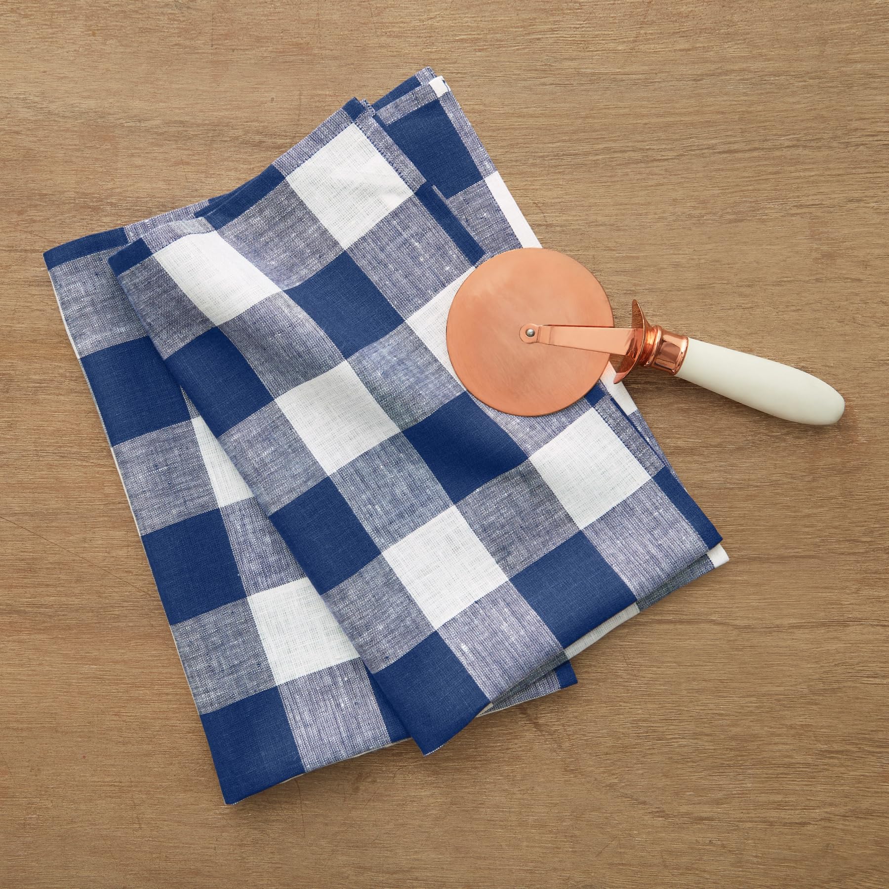 Solino Home Linen Kitchen Towels Set Of 2 - Blue And White 17 X 26 Inch - 100% Pure Linen Buffalo Check Kitchen/Tea Towels - Mac