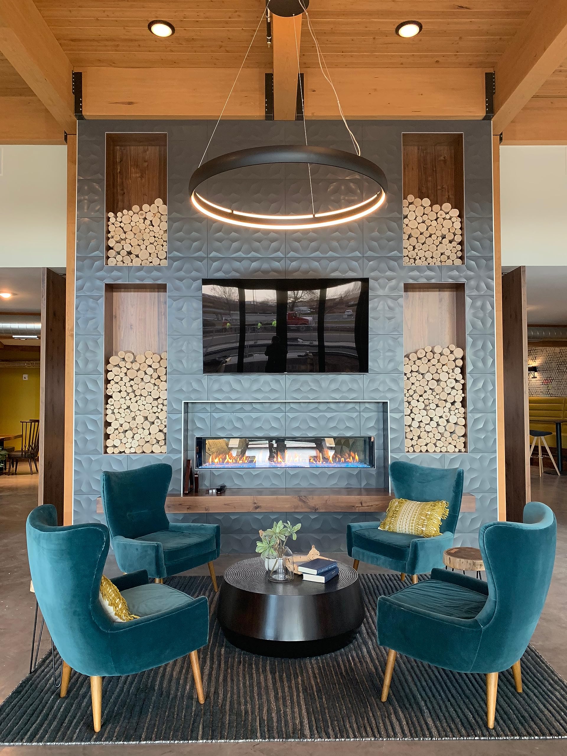 Wilson 7''-9'' Decorative White Birch Fill-A-Space Logs, Natural Home D  Cor - 1.5''-4'' Dia. (1 Sq. Ft)