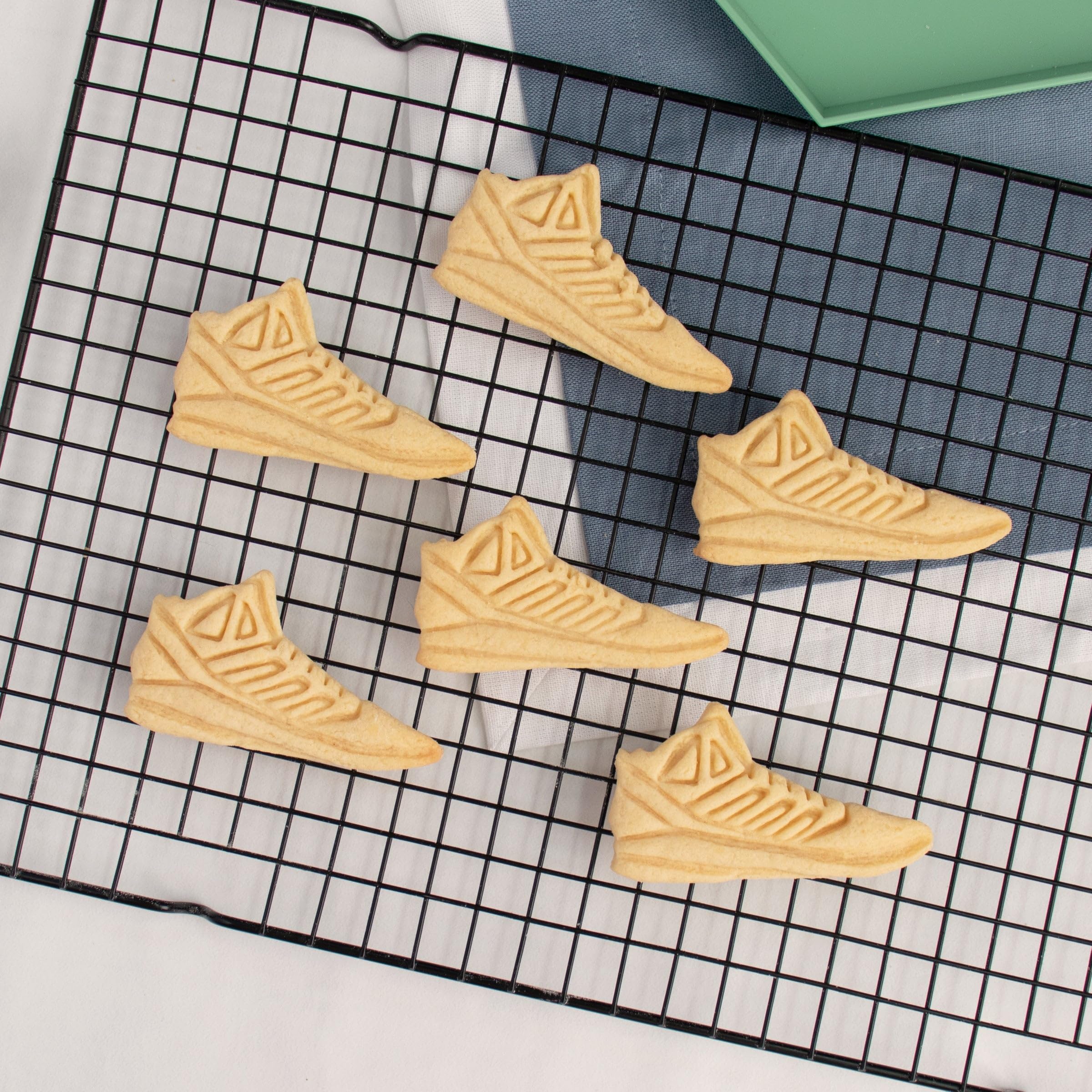 Basketball Shoe Cookie Cutter, 1 Piece - Bakerlogy
