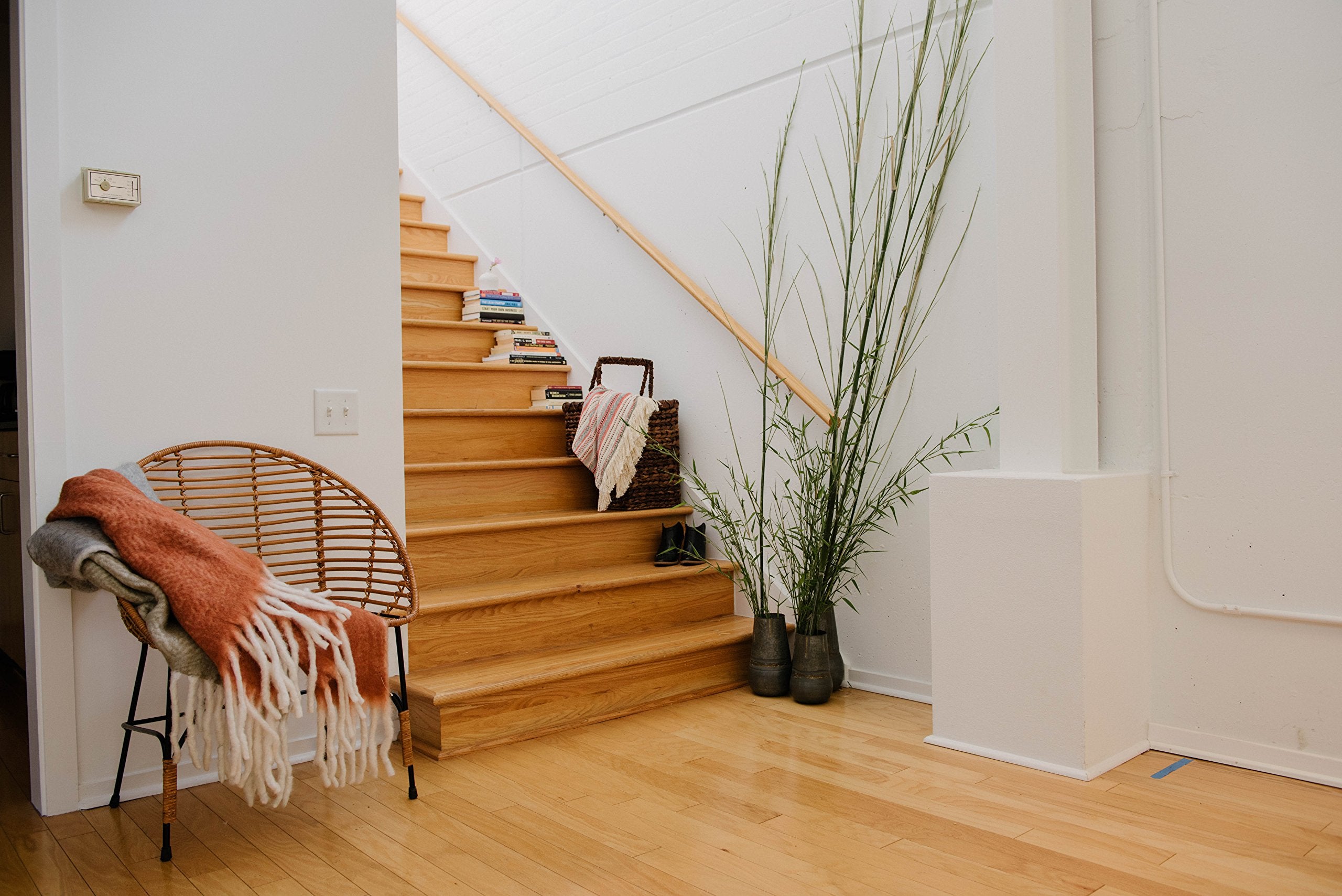 Bacbac Leaf Woven Stair Basket