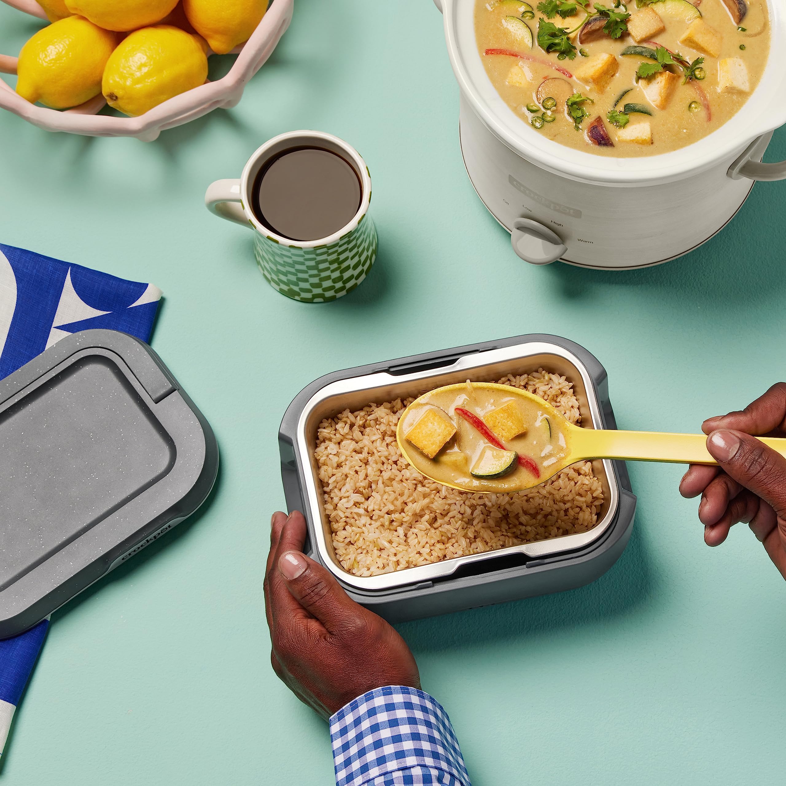 Crock-Pot 28-Ounce Mini Electric Heated Lunch Box, Portable Food Warmer, Perfect for Travel, Car, On-the-Go, Keeps Food Warm, Sp