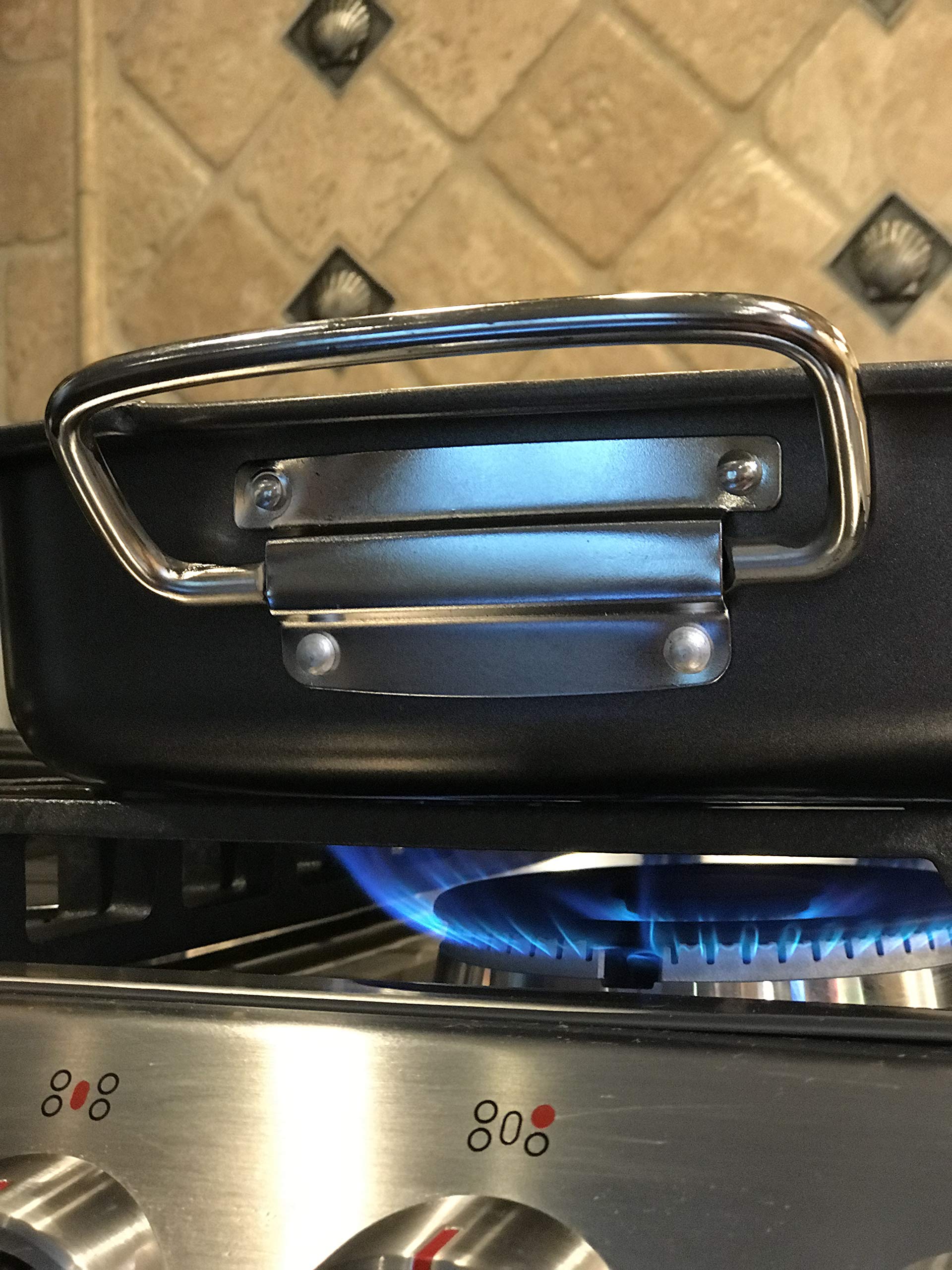 Heavy Gauge, Carbonized Steel, Commercial Kitchen Grade Non-Stick Roaster With Floating Rack For 22 Lb Turkey By Eurohome