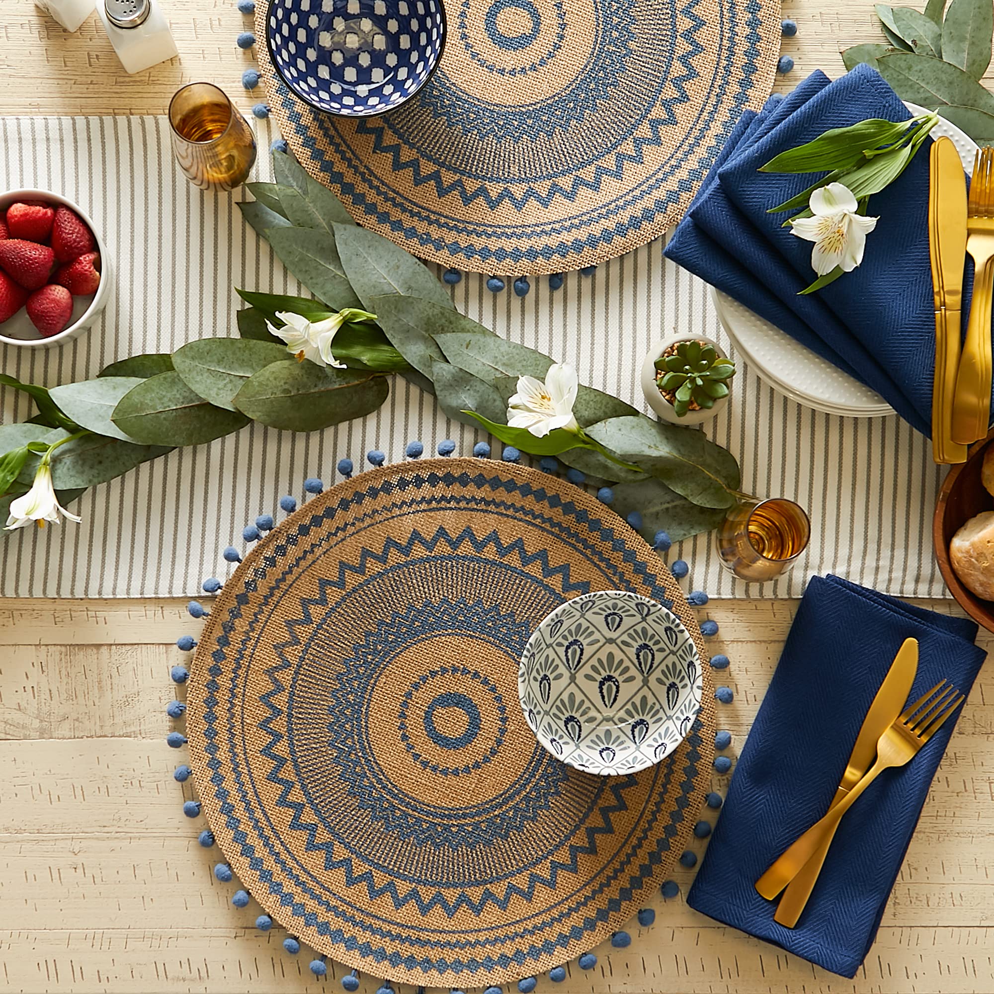 Dii Woven Tabletop Collection Natural Jute, Placemat Set, 15'' Round, French Blue Aztec Print, 6 Piece