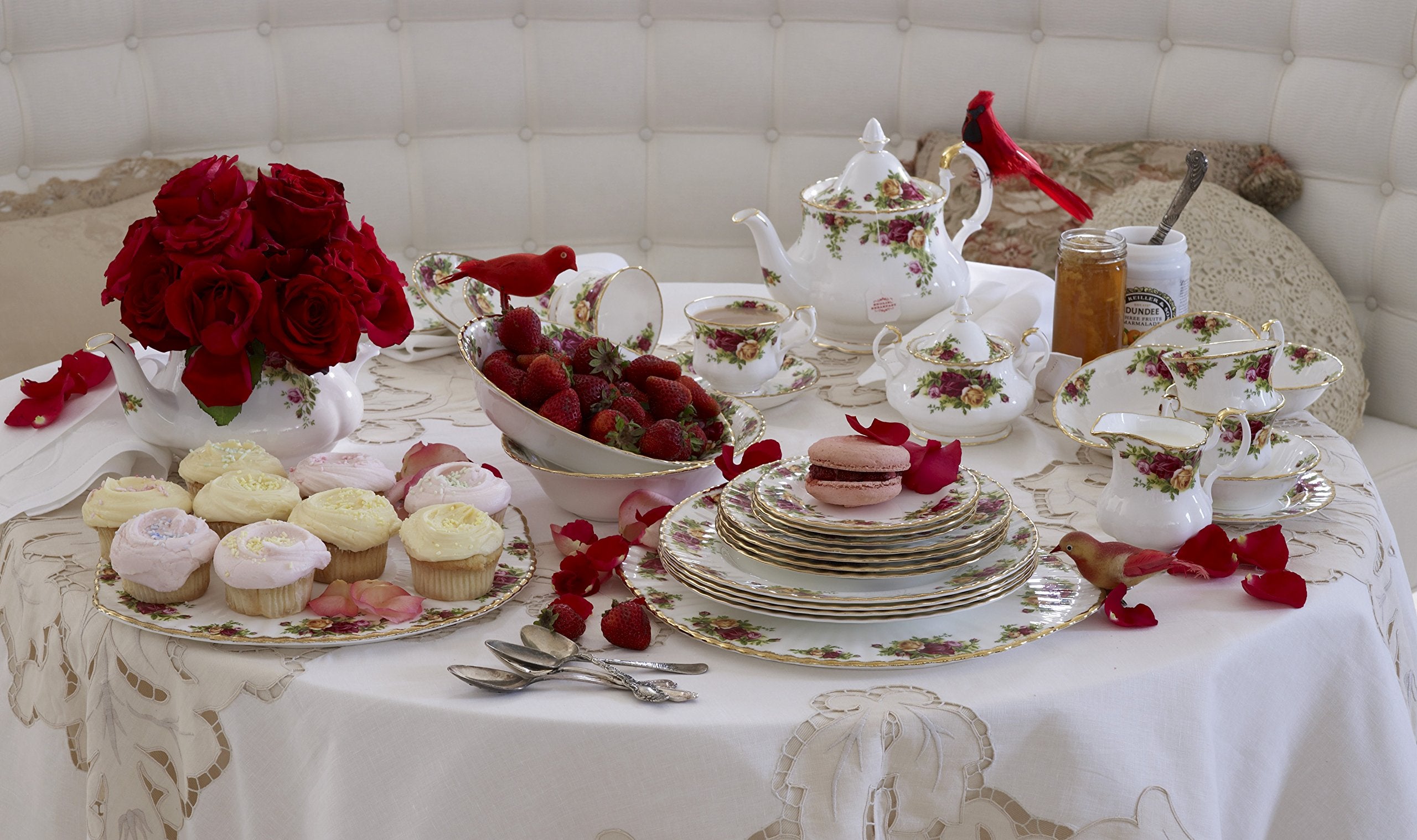 Royal Albert 5-Piece Place Setting, Old Country Roses, Multicolor, Model IOLCOR00813