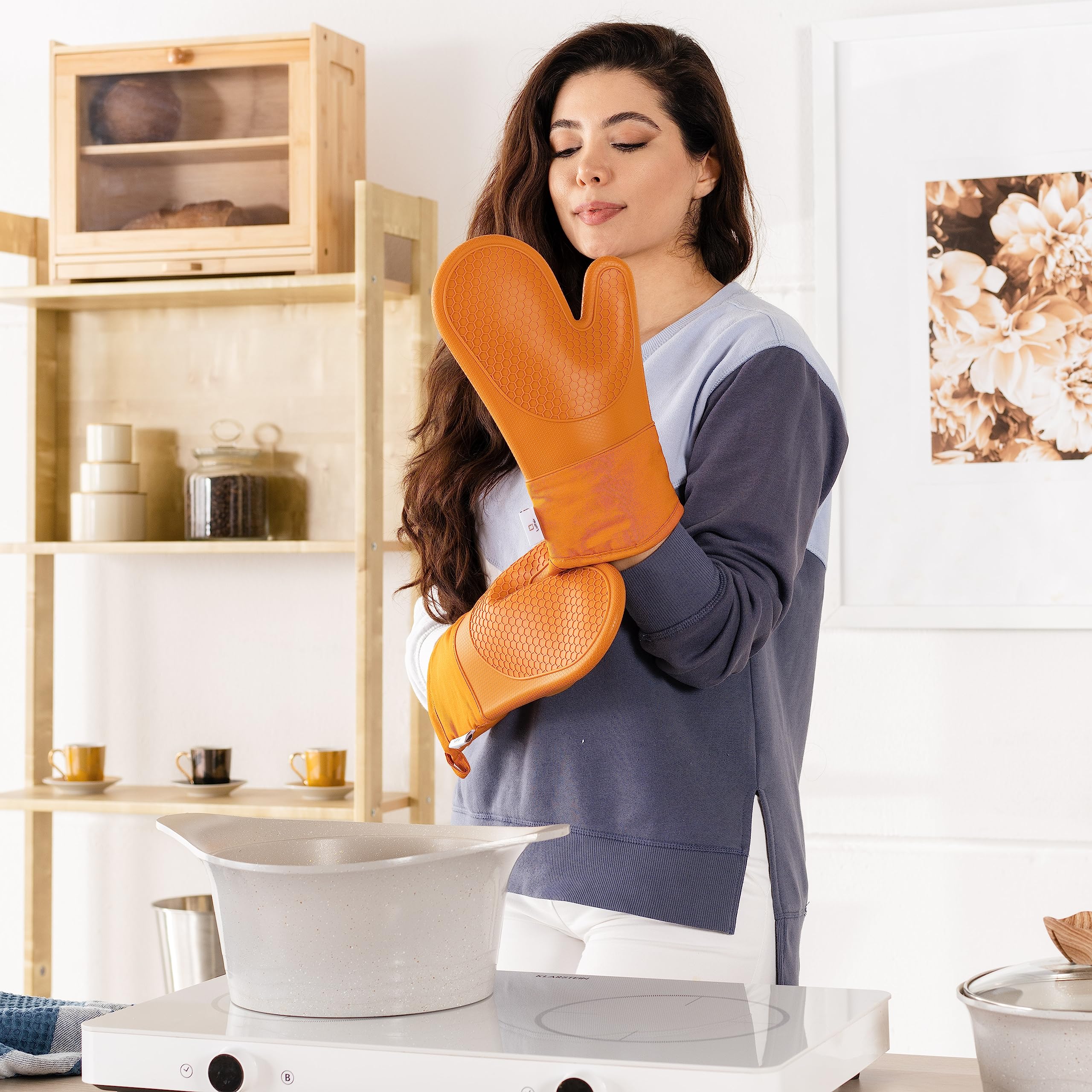 Silicone Oven Gloves Heat Resistant By Laffair - Orange Oven Gloves Silicone Oven Mitts Heat Resistant - Premium Non-Slip Design