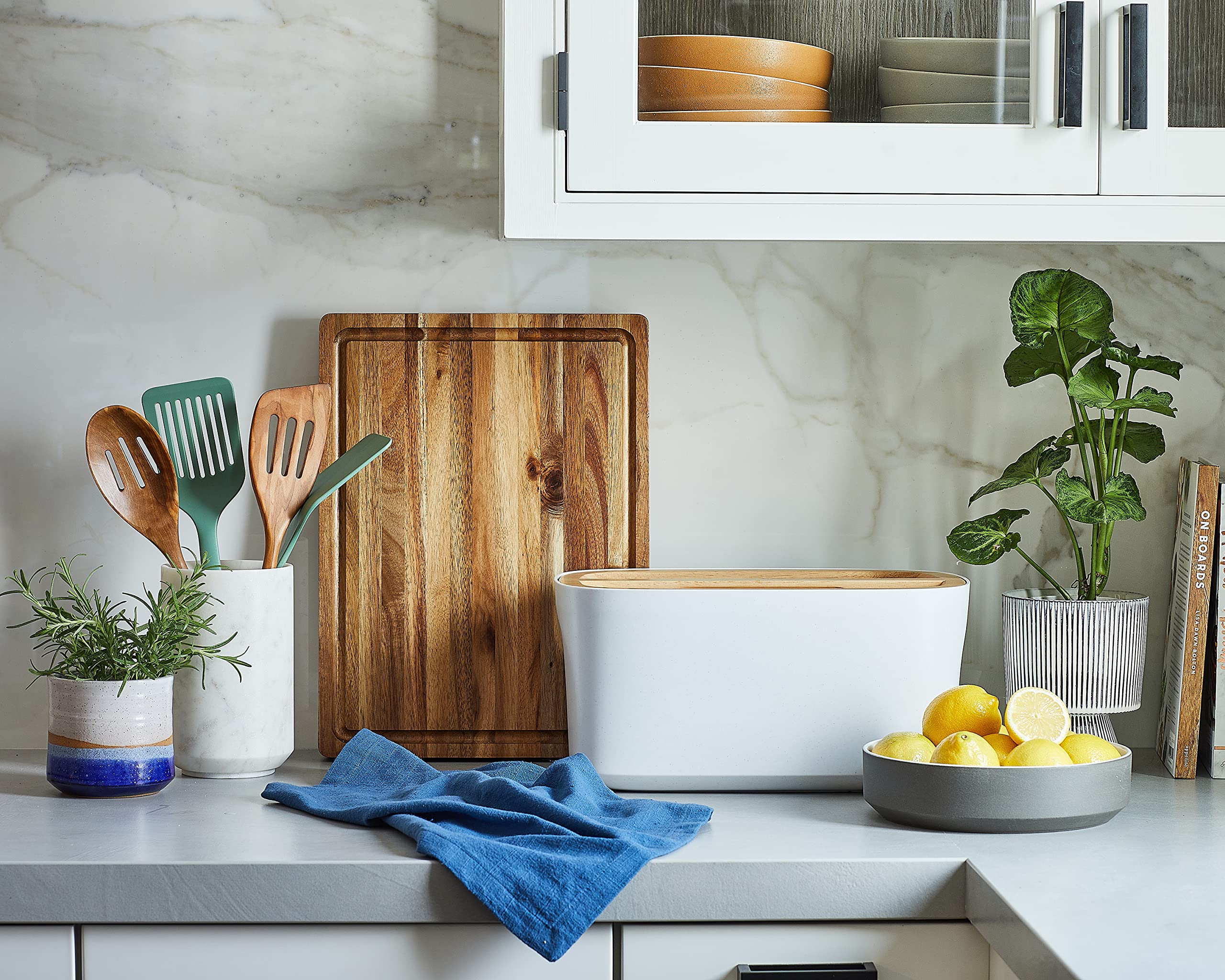 Sonder Los Angeles, Modern Bamboo Fiber (White) Bread Box For Kitchen Countertop With Reversible Wood Serving Lid, Homemade Brea