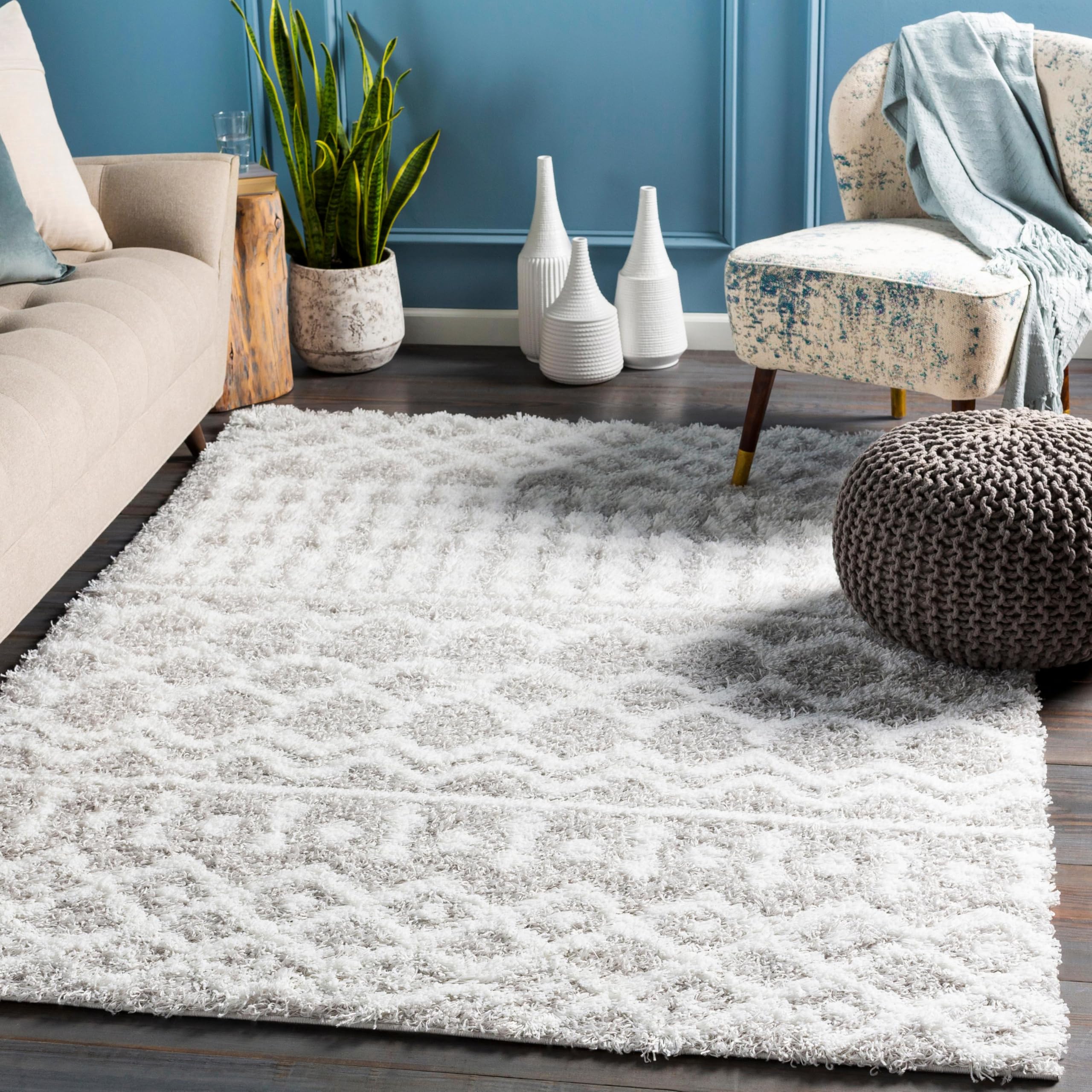 Livabliss Hapsburg Moroccan Shag Area Rug, 710 x 102, Light Gray