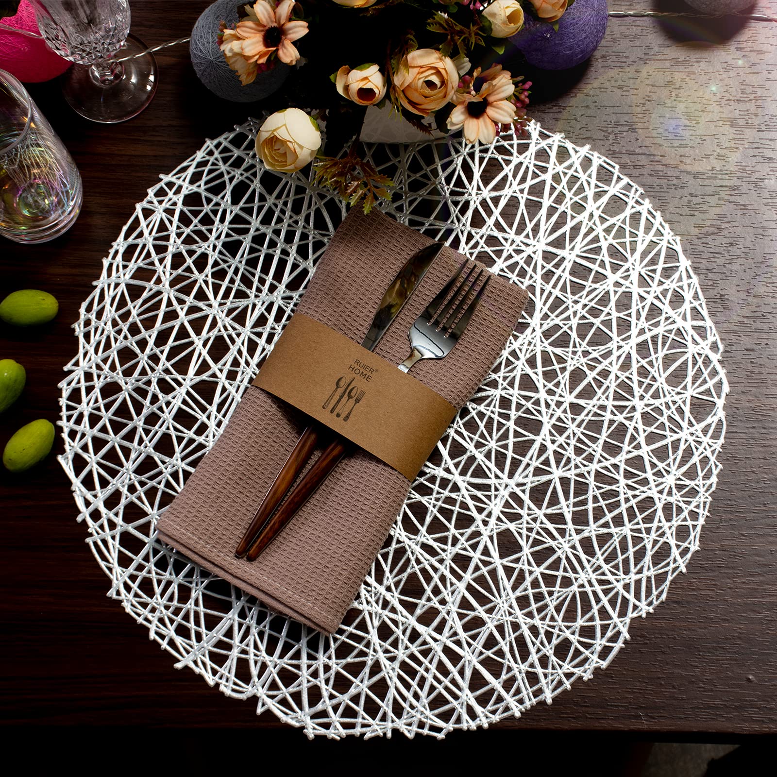 Funwheat Round Metallic Sliver Vinyl Placemats Set Of 6 Hollow Out Placemats Heat-Resistant Place Mats Shining Table Mat 15 Inch