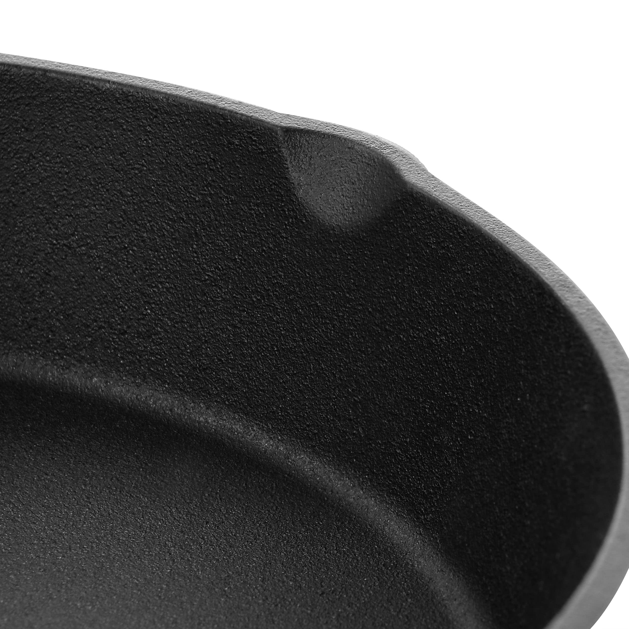 Megachef 10 Inch Round Preseasoned Cast Iron Frying Pan With Handle In Black