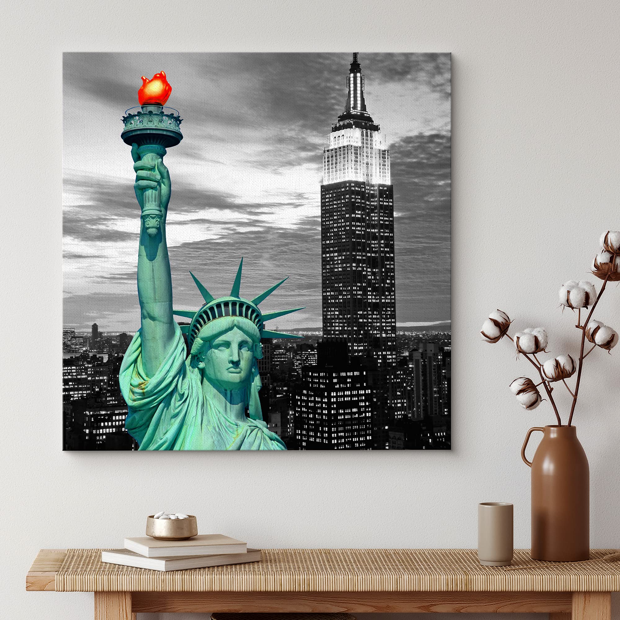 Wall26 Canvas Print Wall Art Pop Of Color Statue Of Liberty Architecture & Maps Cities Photography Realism Chic Scenic Relax/Cal
