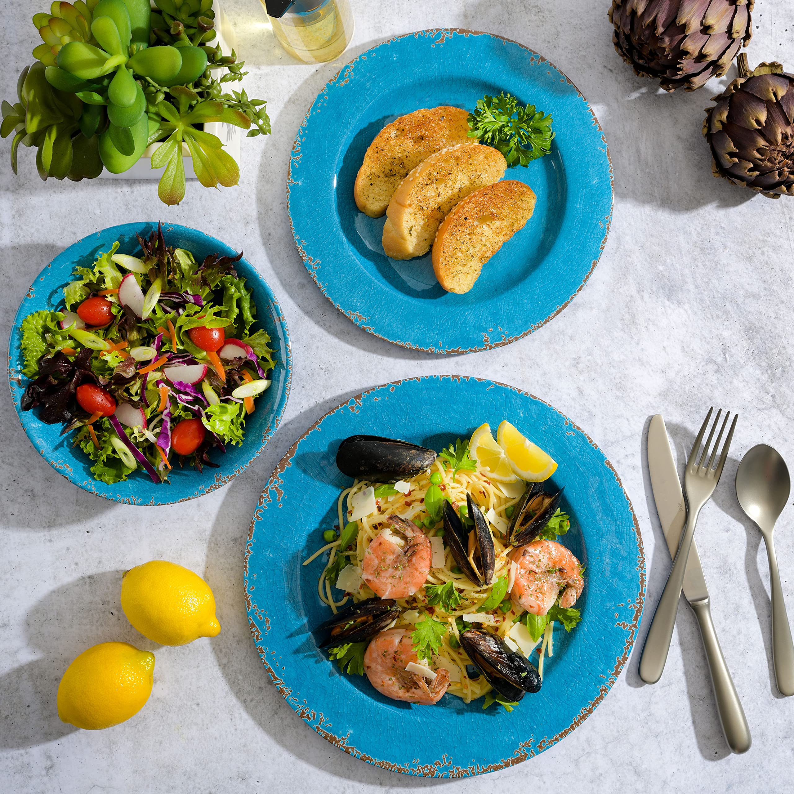 Gibson Home Mauna Melamine Plastic Dinnerware Set, Service For 4 (12Pcs), Light Blue