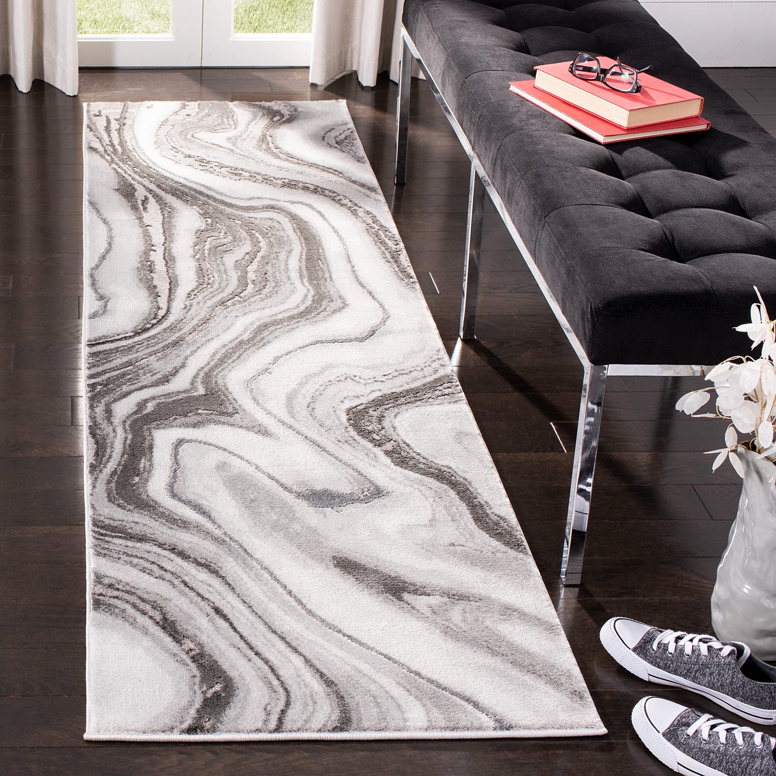 SAFAVIEH Craft Collection Runner Rug - 23 x 12, Grey & Silver, Modern Abstract Design, Non-Shedding & Easy Care, Ideal for Hig