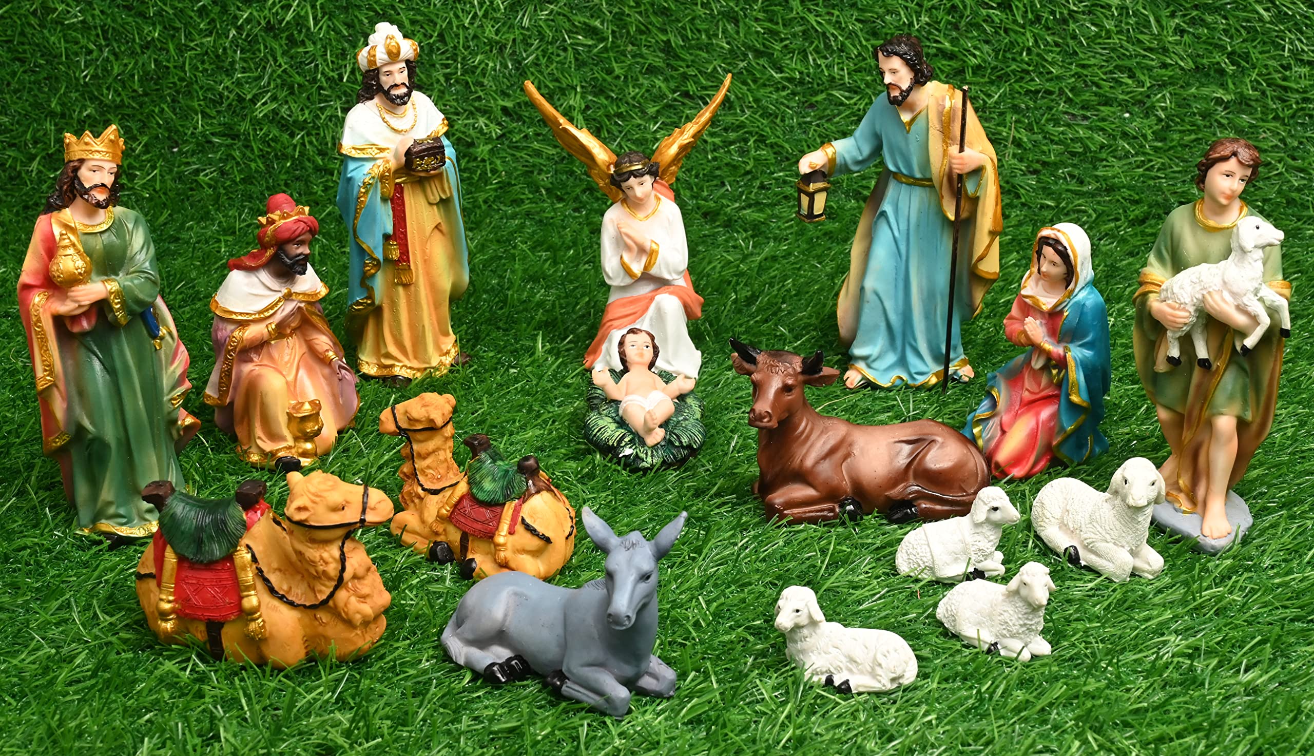 Karighar Resin Nativity/Crib Idols Set Of 15 Pieces [Pack - Mary, Joseph, Baby Jesus, Angel, 3 Wise Men, The Shepherd, 7 Animals