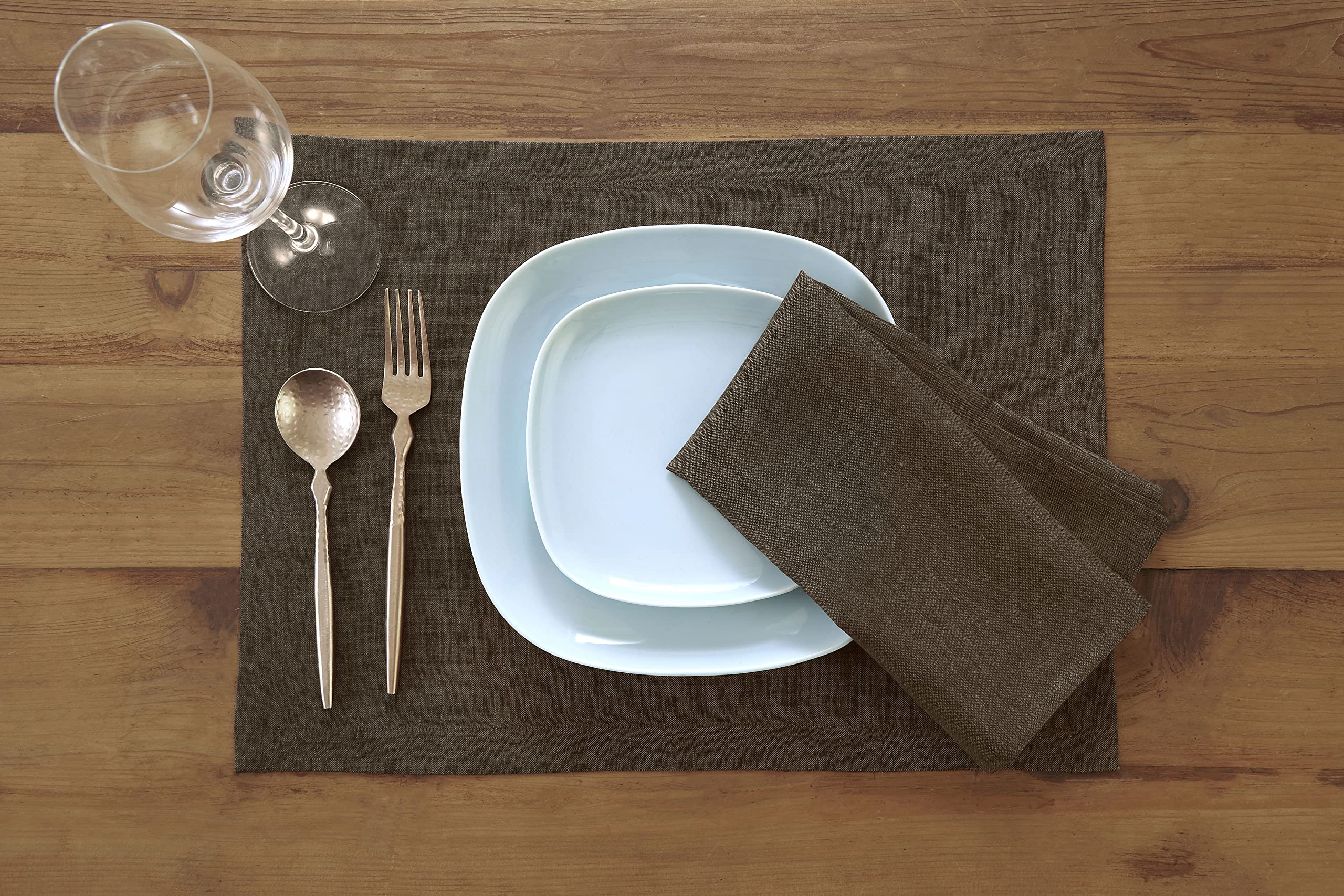Solino Home Linen Placemats 19'' L X 14'' W Inch - 100% Pure Linen Chambray Brown Cloth Placemats Set Of 4 - Athena, Washable Fa