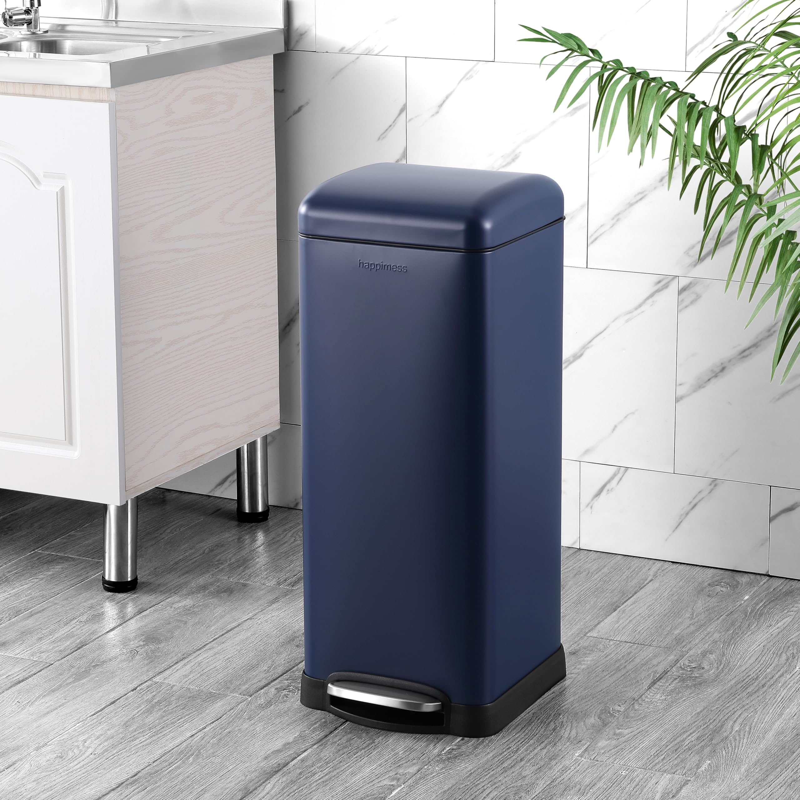 Happimess Hpm1007H Betty Retro 8-Gallon Step-Open Trash Can, Fingerprint Resistant, Modern, Minimalistic For Home, Kitchen, Laun