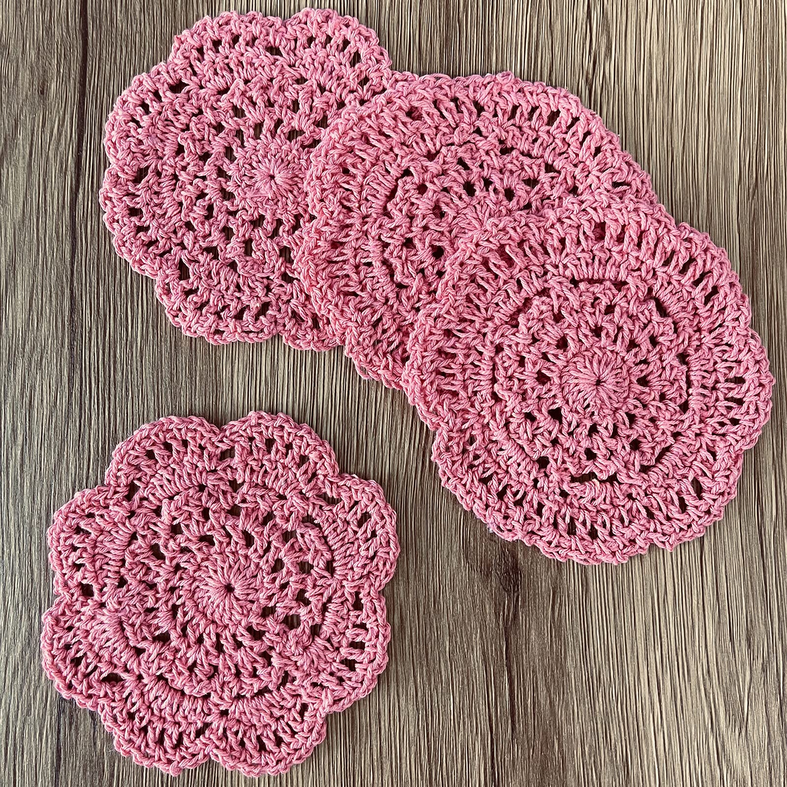 Phantomon Lace Round Crochet Doilies Handmade Coasters, 4-Inch, Pack Of 4 (Pink)