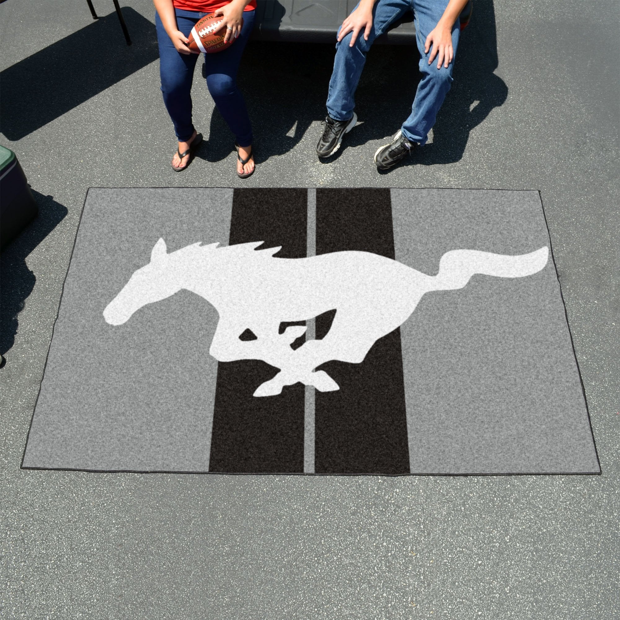 FANMATS 16694 Team Color 59.5x94.5 Mustang Horse Ulti-Mat - Gray