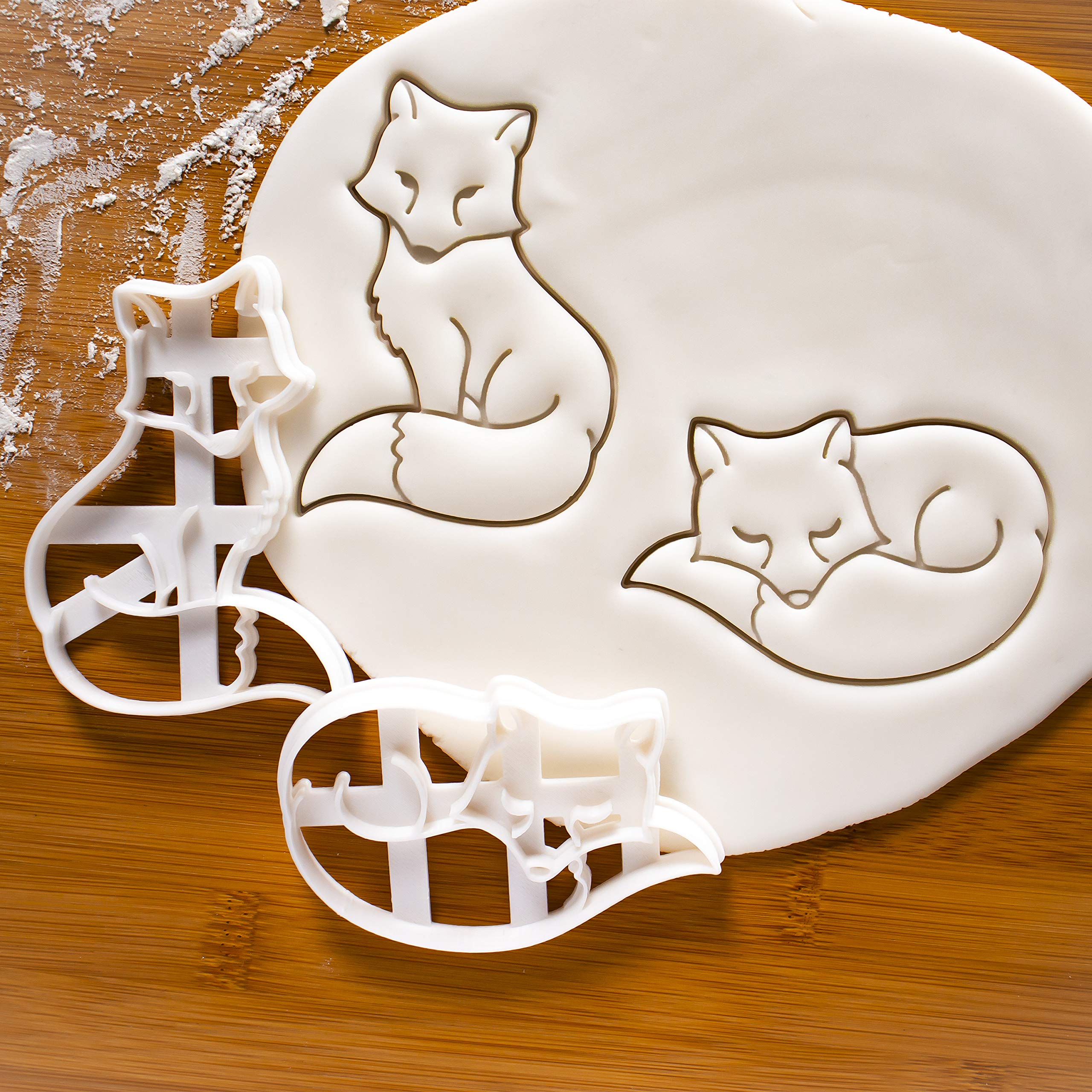 Set Of 2 Fox Cookie Cutters (Designs: Fox Sleeeping And Sitting), 2 Pieces - Bakerlogy