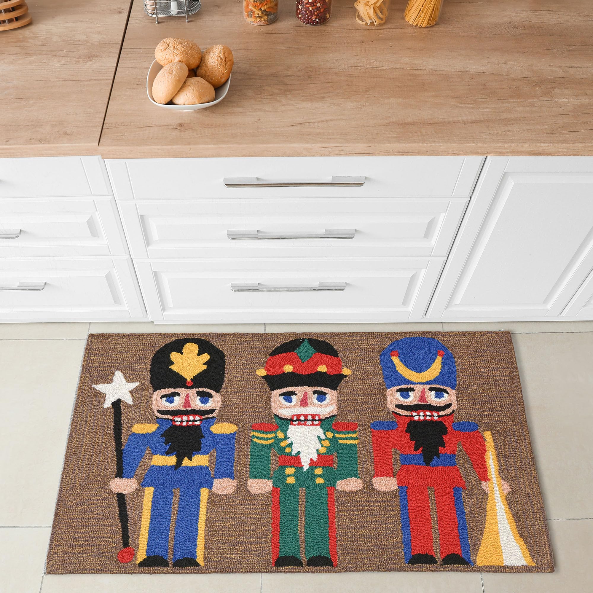 Liora Manne Frontporch Front Porch Christmas Nutcracker Multi Indoor/Outdoor Rug, 20 X 30, Red