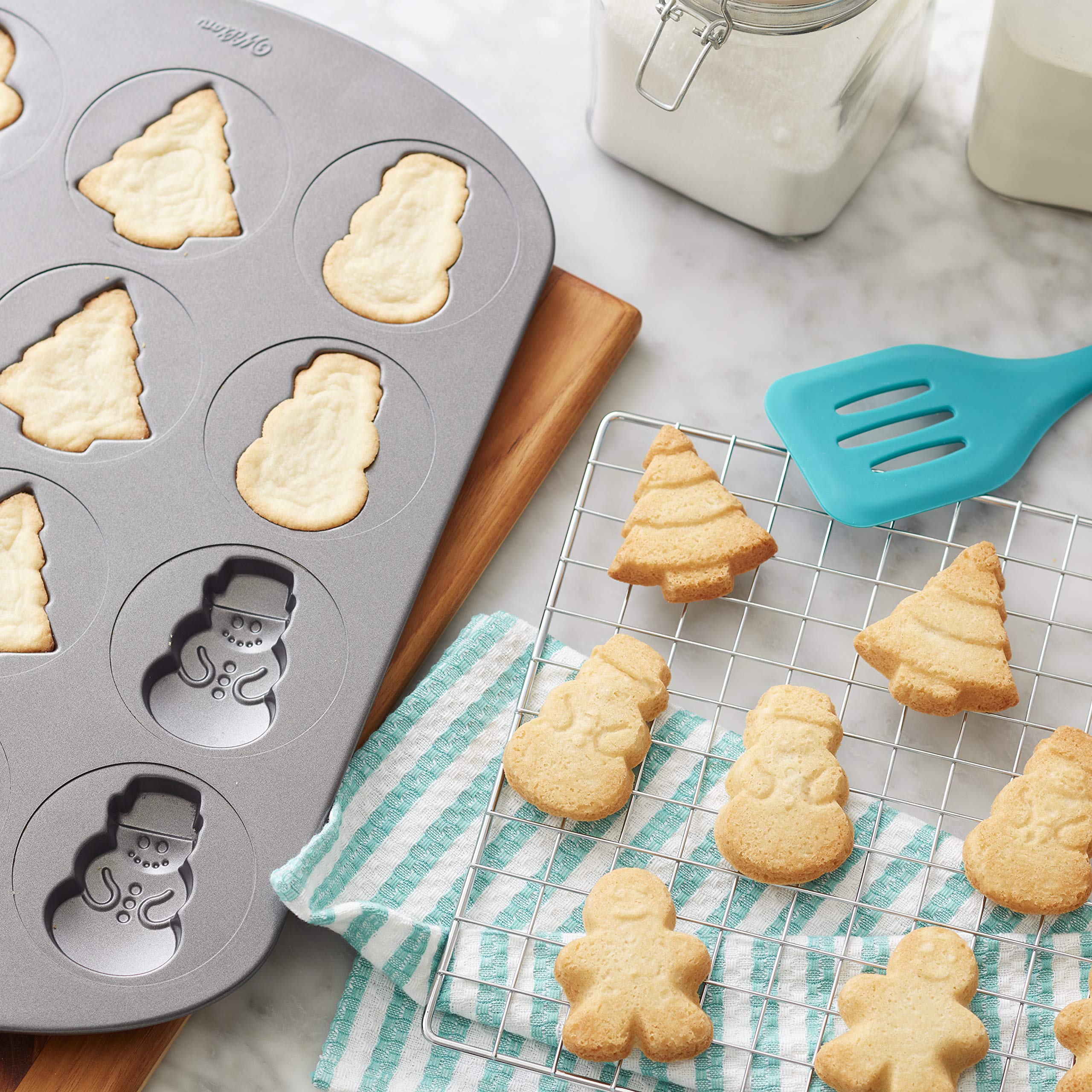 Wilton Holiday Shapes Non-Stick Cookie Pan, 12-Cavity