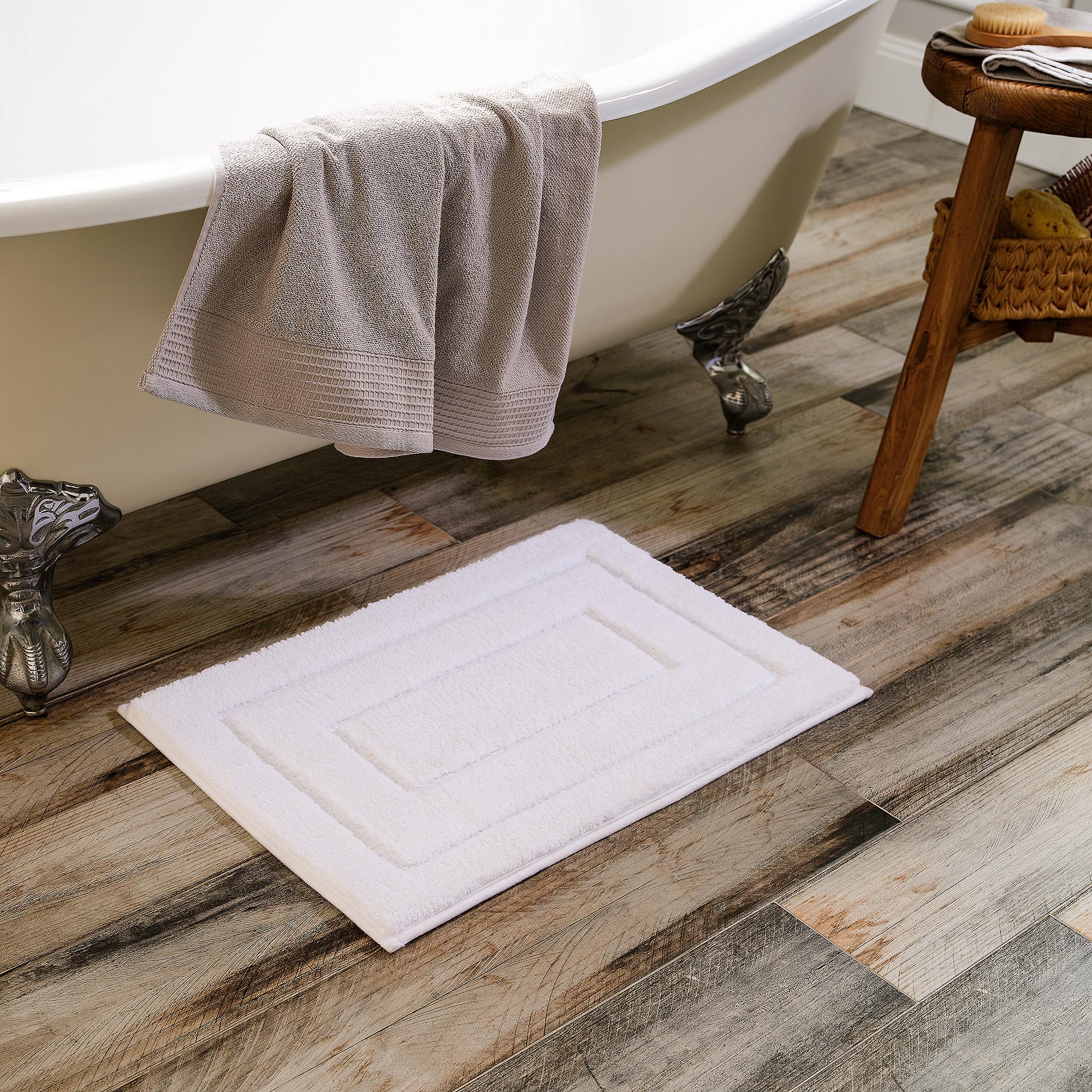 Granny Says White Bathroom Rugs Non Slip, 16'' X 24'', Bath Rugs For Bathroom Washable, Bath Mats For Bathroom Floor, Microfiber