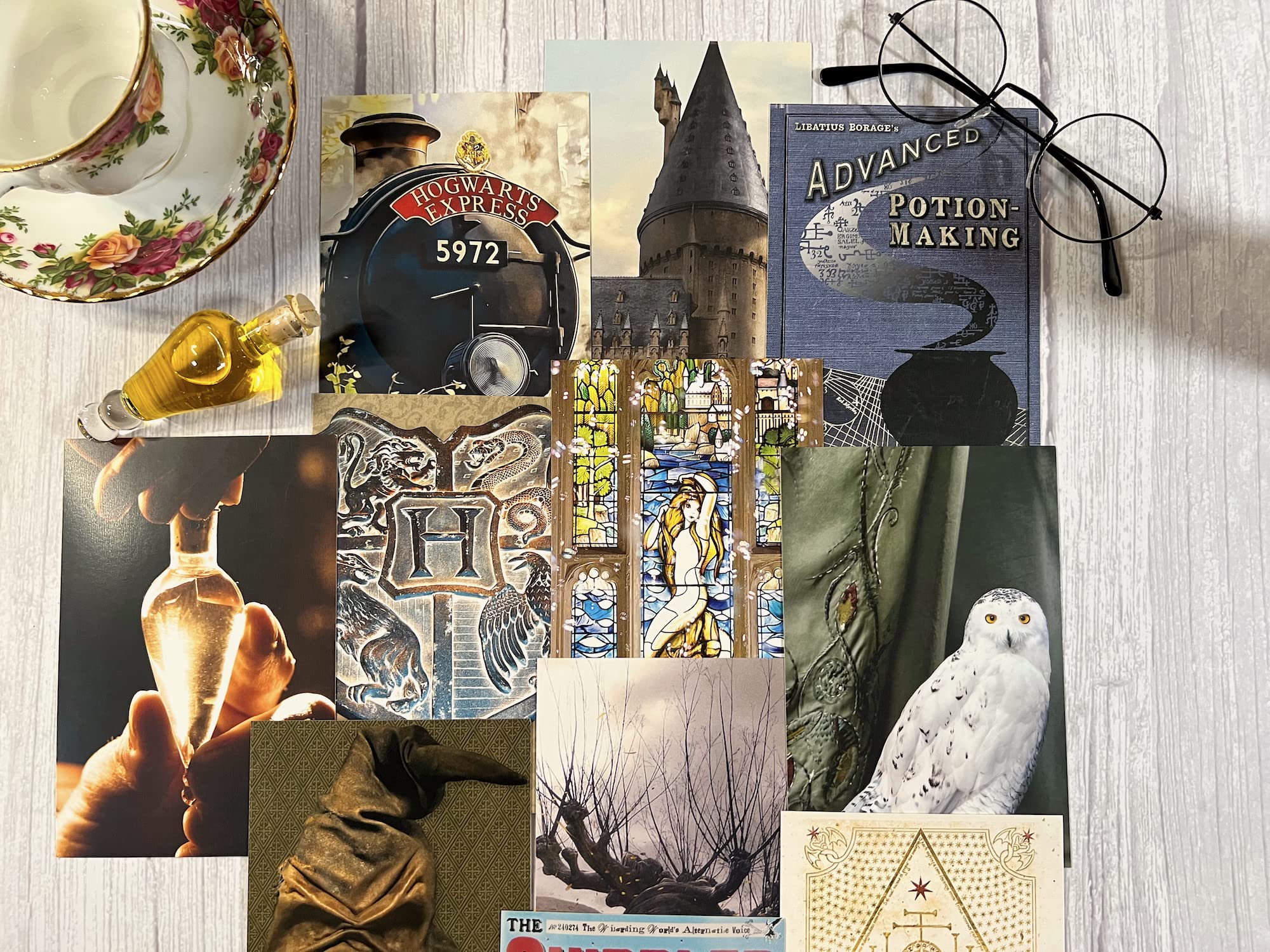 Con*Quest Conquest Journals Harry Potter Hogwarts Wall Collage, Set Of 50 Official Wizarding World Prints, 4''X6'', Printed On Q