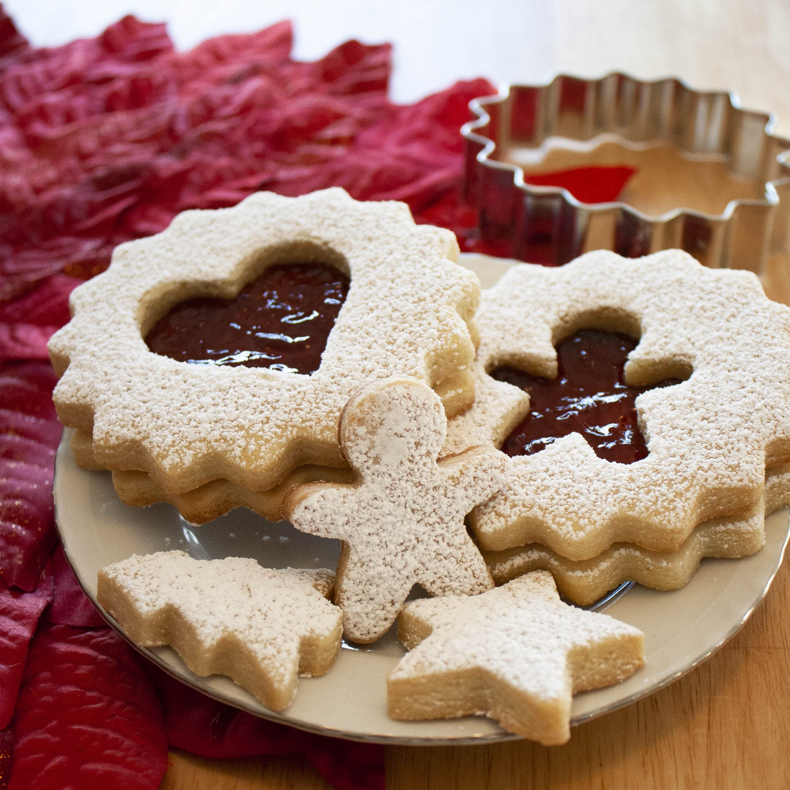 Fluted Circle Linzer Cookie Cutter, 4'' Made In Usa By Ann Clark