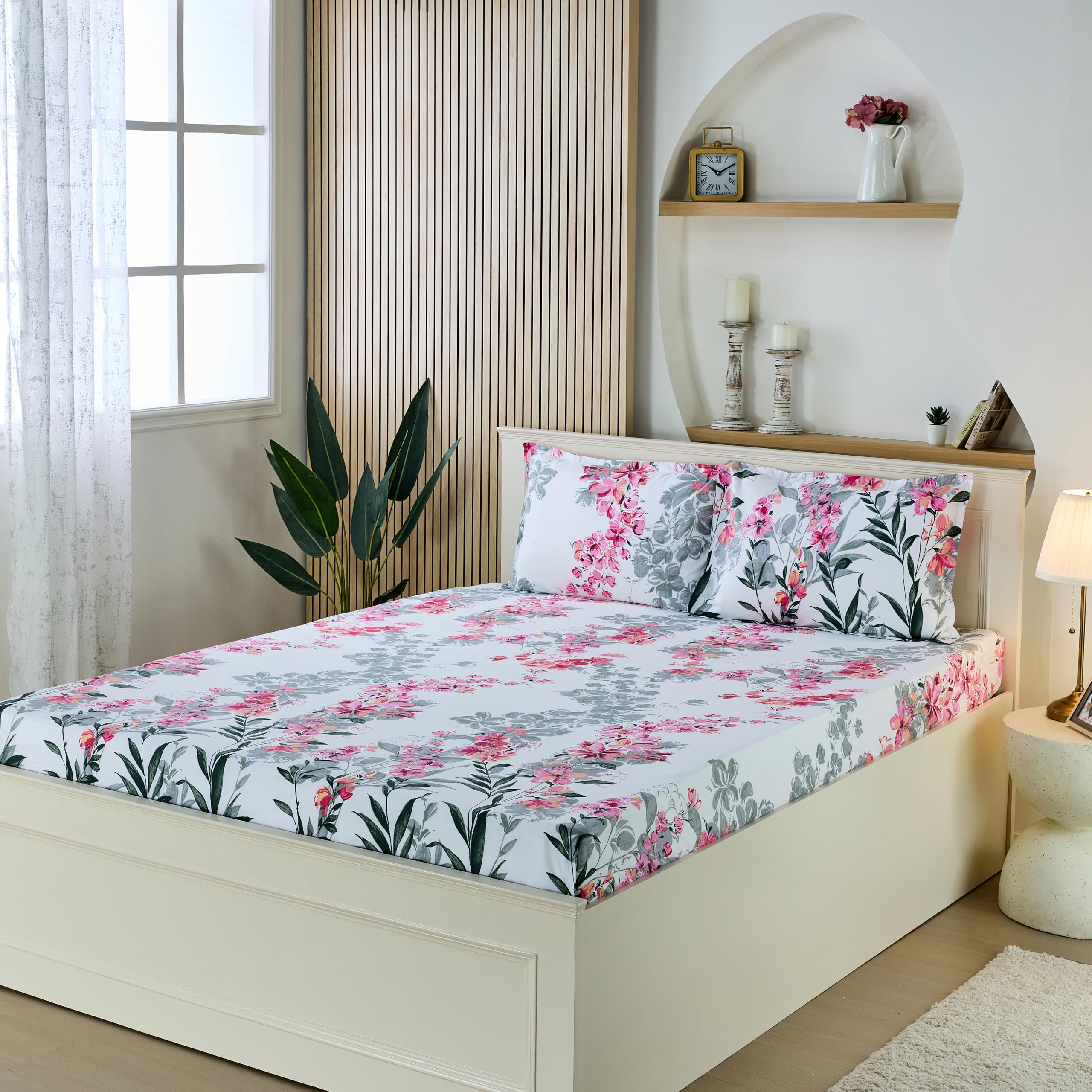 Amazon Brand - Solimo King Size Flat Bedsheet With 2 Pillow Cases | 180 Tc | 100% Cotton | Washing Machine Washable | 90 X 108 I